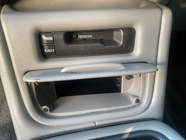 2001 Onyx Black /Graphite/Med Gray Chevrolet Suburban LT Z71 1 FL 4WD 44 SERVICES NO ACCIDENTS (3GNFK16T41G) with an 5.3L Vortec 1000 SFI V8 Engine engine, Automatic transmission, located at 4701 North Dixie Hwy, Pompano Beach, FL, 33064, (954) 422-2889, 26.240938, -80.123474 - OUR WEBPAGE FLORIDACARS1.COM HAS OVER 100 PHOTOS AND FREE CARFAX LINK 2001 CHEVROLET SUBURBAN 1500 Z71 4 WHEEL DRIVE LEATHER LOADED SUNROOF IMMACULATE VIN: 3GNFK16T41G205451 3 G N F K 1 6 T 4 1 G 2 0 5 4 5 1 4 DOOR WAGON/SPORT UTILITY 5.3L V8 F OHV GASOLINE 18 MPG REAR WHEEL DRIVE W/ 4X4 Features 4W - Photo#65