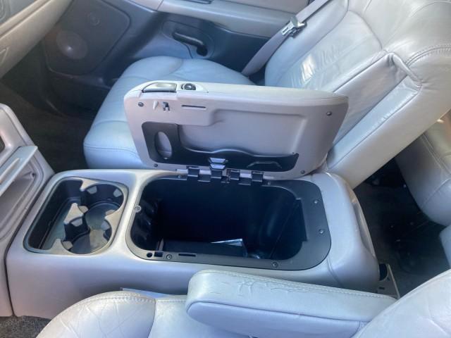 2001 Onyx Black /Graphite/Med Gray Chevrolet Suburban LT Z71 1 FL 4WD 44 SERVICES NO ACCIDENTS (3GNFK16T41G) with an 5.3L Vortec 1000 SFI V8 Engine engine, Automatic transmission, located at 4701 North Dixie Hwy, Pompano Beach, FL, 33064, (954) 422-2889, 26.240938, -80.123474 - OUR WEBPAGE FLORIDACARS1.COM HAS OVER 100 PHOTOS AND FREE CARFAX LINK 2001 CHEVROLET SUBURBAN 1500 Z71 4 WHEEL DRIVE LEATHER LOADED SUNROOF IMMACULATE VIN: 3GNFK16T41G205451 3 G N F K 1 6 T 4 1 G 2 0 5 4 5 1 4 DOOR WAGON/SPORT UTILITY 5.3L V8 F OHV GASOLINE 18 MPG REAR WHEEL DRIVE W/ 4X4 Features 4W - Photo#67