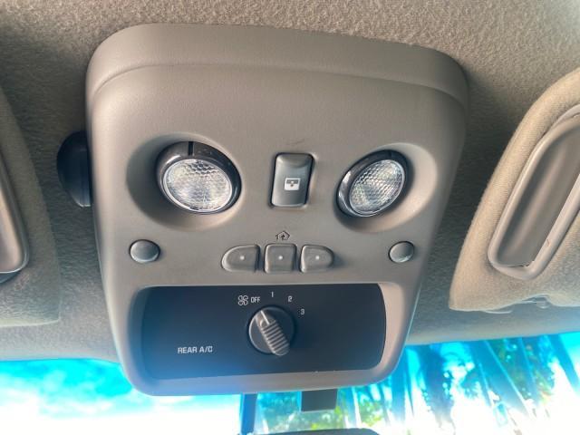 2001 Onyx Black /Graphite/Med Gray Chevrolet Suburban LT Z71 1 FL 4WD 44 SERVICES NO ACCIDENTS (3GNFK16T41G) with an 5.3L Vortec 1000 SFI V8 Engine engine, Automatic transmission, located at 4701 North Dixie Hwy, Pompano Beach, FL, 33064, (954) 422-2889, 26.240938, -80.123474 - OUR WEBPAGE FLORIDACARS1.COM HAS OVER 100 PHOTOS AND FREE CARFAX LINK 2001 CHEVROLET SUBURBAN 1500 Z71 4 WHEEL DRIVE LEATHER LOADED SUNROOF IMMACULATE VIN: 3GNFK16T41G205451 3 G N F K 1 6 T 4 1 G 2 0 5 4 5 1 4 DOOR WAGON/SPORT UTILITY 5.3L V8 F OHV GASOLINE 18 MPG REAR WHEEL DRIVE W/ 4X4 Features 4W - Photo#72