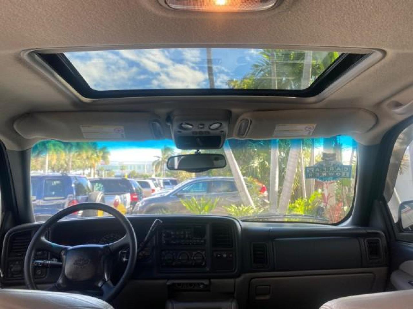 2001 Onyx Black /Graphite/Med Gray Chevrolet Suburban LT Z71 1 FL 4WD 44 SERVICES NO ACCIDENTS (3GNFK16T41G) with an 5.3L Vortec 1000 SFI V8 Engine engine, Automatic transmission, located at 4701 North Dixie Hwy, Pompano Beach, FL, 33064, (954) 422-2889, 26.240938, -80.123474 - OUR WEBPAGE FLORIDACARS1.COM HAS OVER 100 PHOTOS AND FREE CARFAX LINK 2001 CHEVROLET SUBURBAN 1500 Z71 4 WHEEL DRIVE LEATHER LOADED SUNROOF IMMACULATE VIN: 3GNFK16T41G205451 3 G N F K 1 6 T 4 1 G 2 0 5 4 5 1 4 DOOR WAGON/SPORT UTILITY 5.3L V8 F OHV GASOLINE 18 MPG REAR WHEEL DRIVE W/ 4X4 Features 4W - Photo#86