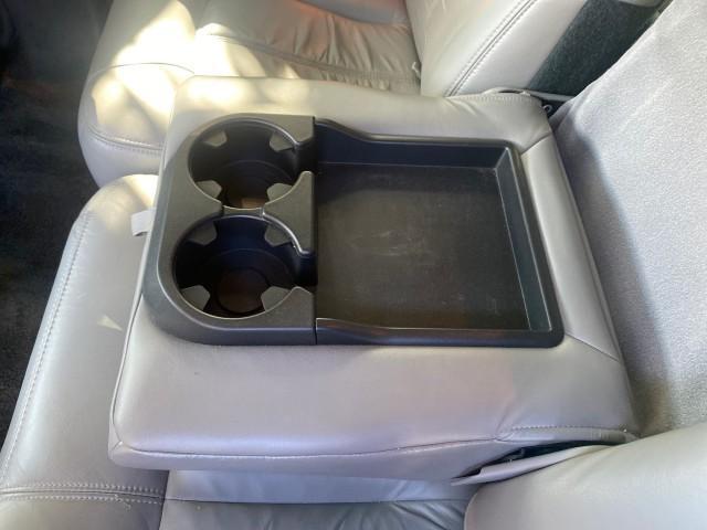 2001 Onyx Black /Graphite/Med Gray Chevrolet Suburban LT Z71 1 FL 4WD 44 SERVICES NO ACCIDENTS (3GNFK16T41G) with an 5.3L Vortec 1000 SFI V8 Engine engine, Automatic transmission, located at 4701 North Dixie Hwy, Pompano Beach, FL, 33064, (954) 422-2889, 26.240938, -80.123474 - OUR WEBPAGE FLORIDACARS1.COM HAS OVER 100 PHOTOS AND FREE CARFAX LINK 2001 CHEVROLET SUBURBAN 1500 Z71 4 WHEEL DRIVE LEATHER LOADED SUNROOF IMMACULATE VIN: 3GNFK16T41G205451 3 G N F K 1 6 T 4 1 G 2 0 5 4 5 1 4 DOOR WAGON/SPORT UTILITY 5.3L V8 F OHV GASOLINE 18 MPG REAR WHEEL DRIVE W/ 4X4 Features 4W - Photo#88