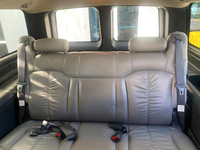 2001 Onyx Black /Graphite/Med Gray Chevrolet Suburban LT Z71 1 FL 4WD 44 SERVICES NO ACCIDENTS (3GNFK16T41G) with an 5.3L Vortec 1000 SFI V8 Engine engine, Automatic transmission, located at 4701 North Dixie Hwy, Pompano Beach, FL, 33064, (954) 422-2889, 26.240938, -80.123474 - OUR WEBPAGE FLORIDACARS1.COM HAS OVER 100 PHOTOS AND FREE CARFAX LINK 2001 CHEVROLET SUBURBAN 1500 Z71 4 WHEEL DRIVE LEATHER LOADED SUNROOF IMMACULATE VIN: 3GNFK16T41G205451 3 G N F K 1 6 T 4 1 G 2 0 5 4 5 1 4 DOOR WAGON/SPORT UTILITY 5.3L V8 F OHV GASOLINE 18 MPG REAR WHEEL DRIVE W/ 4X4 Features 4W - Photo#90