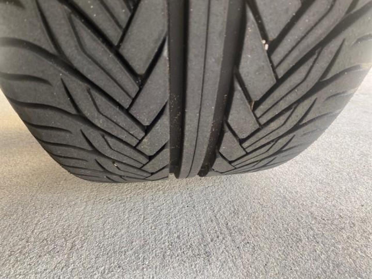 2001 Onyx Black /Graphite/Med Gray Chevrolet Suburban LT Z71 1 FL 4WD 44 SERVICES NO ACCIDENTS (3GNFK16T41G) with an 5.3L Vortec 1000 SFI V8 Engine engine, Automatic transmission, located at 4701 North Dixie Hwy, Pompano Beach, FL, 33064, (954) 422-2889, 26.240938, -80.123474 - OUR WEBPAGE FLORIDACARS1.COM HAS OVER 100 PHOTOS AND FREE CARFAX LINK 2001 CHEVROLET SUBURBAN 1500 Z71 4 WHEEL DRIVE LEATHER LOADED SUNROOF IMMACULATE VIN: 3GNFK16T41G205451 3 G N F K 1 6 T 4 1 G 2 0 5 4 5 1 4 DOOR WAGON/SPORT UTILITY 5.3L V8 F OHV GASOLINE 18 MPG REAR WHEEL DRIVE W/ 4X4 Features 4W - Photo#95