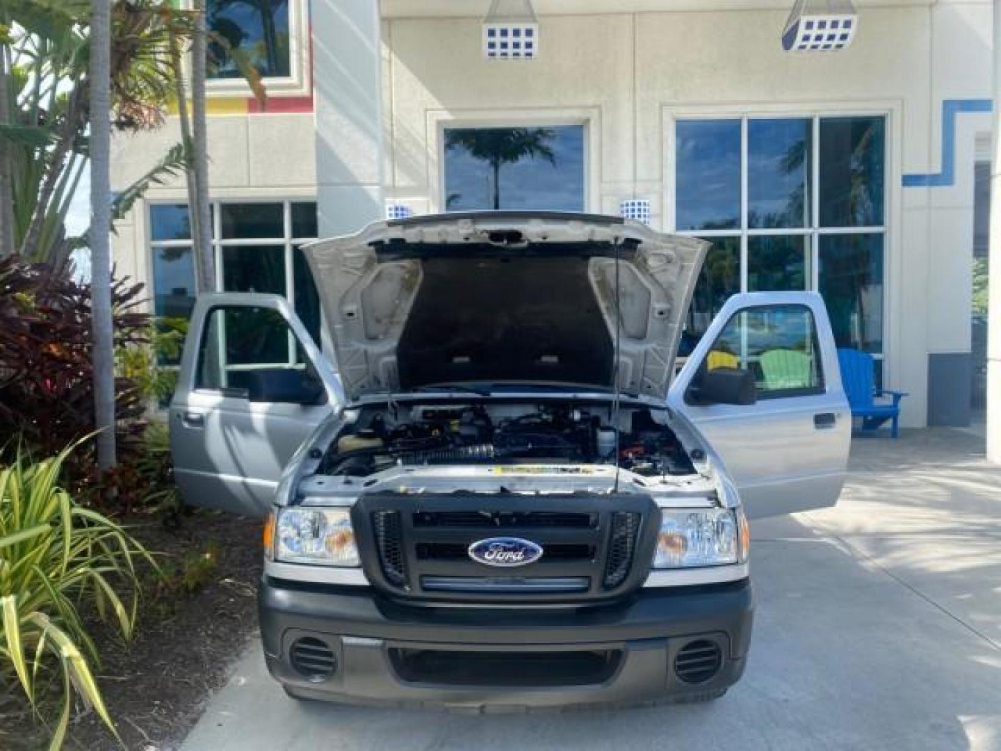 2008 Silver Metallic /Medium Dark Flint Ebony Ford Ranger XL LOW MILES 49,420 (1FTYR10D28P) with an 2.3L DOHC 16-Valve I4 Engine engine, Automatic transmission, located at 4701 North Dixie Hwy, Pompano Beach, FL, 33064, (954) 422-2889, 26.240938, -80.123474 - OUR WEBPAGE FLORIDACARS1.COM HAS OVER 100 PHOTOS AND FREE CARFAX LINK 2008 FORD RANGER XL AUTO AC 4 CYLN CAMPER TOP LOW MILES VIN: 1FTYR10D28PA70636 1 F T Y R 1 0 D 2 8 P A 7 0 6 3 6 PICKUP 2.3L 4 F GASOLINE 26 MPG REAR WHEEL DRIVE Features ABS Brakes Air Conditioning AM/FM Stereo Automatic Transmis - Photo#17