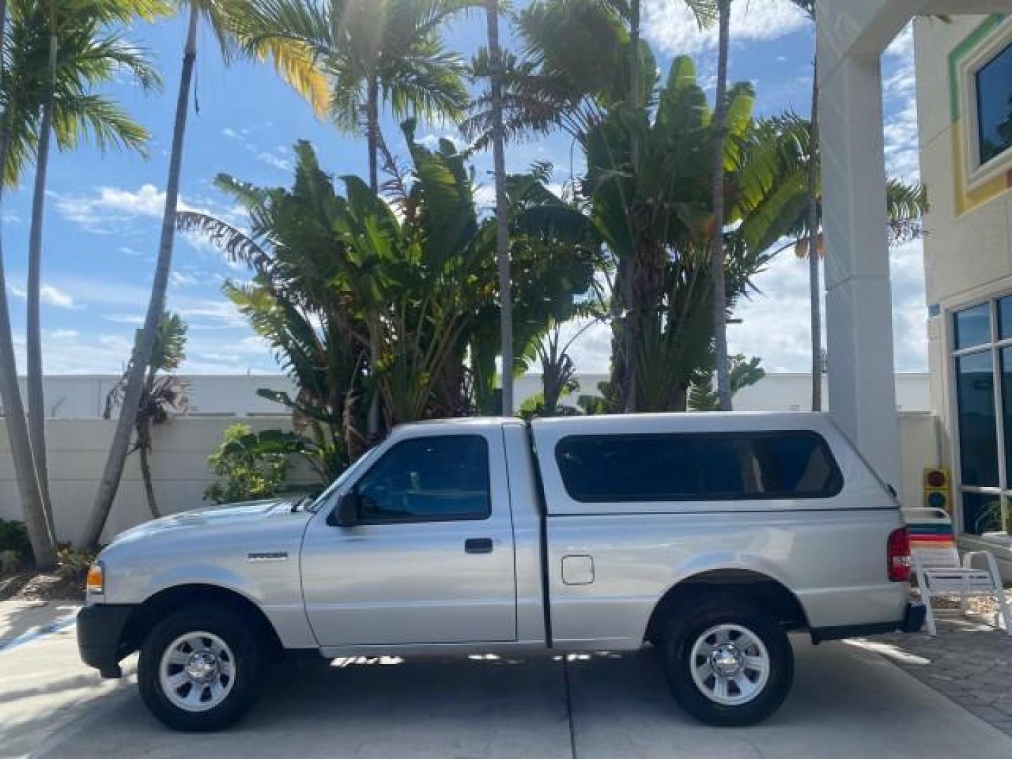 2008 Silver Metallic /Medium Dark Flint Ebony Ford Ranger XL LOW MILES 49,420 (1FTYR10D28P) with an 2.3L DOHC 16-Valve I4 Engine engine, Automatic transmission, located at 4701 North Dixie Hwy, Pompano Beach, FL, 33064, (954) 422-2889, 26.240938, -80.123474 - OUR WEBPAGE FLORIDACARS1.COM HAS OVER 100 PHOTOS AND FREE CARFAX LINK 2008 FORD RANGER XL AUTO AC 4 CYLN CAMPER TOP LOW MILES VIN: 1FTYR10D28PA70636 1 F T Y R 1 0 D 2 8 P A 7 0 6 3 6 PICKUP 2.3L 4 F GASOLINE 26 MPG REAR WHEEL DRIVE Features ABS Brakes Air Conditioning AM/FM Stereo Automatic Transmis - Photo#32