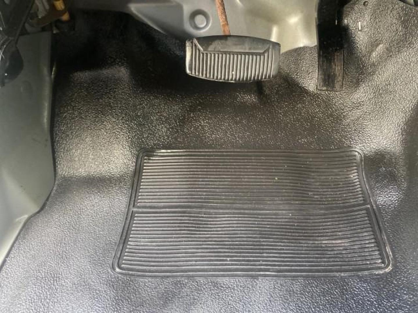 2008 Silver Metallic /Medium Dark Flint Ebony Ford Ranger XL LOW MILES 49,420 (1FTYR10D28P) with an 2.3L DOHC 16-Valve I4 Engine engine, Automatic transmission, located at 4701 North Dixie Hwy, Pompano Beach, FL, 33064, (954) 422-2889, 26.240938, -80.123474 - OUR WEBPAGE FLORIDACARS1.COM HAS OVER 100 PHOTOS AND FREE CARFAX LINK 2008 FORD RANGER XL AUTO AC 4 CYLN CAMPER TOP LOW MILES VIN: 1FTYR10D28PA70636 1 F T Y R 1 0 D 2 8 P A 7 0 6 3 6 PICKUP 2.3L 4 F GASOLINE 26 MPG REAR WHEEL DRIVE Features ABS Brakes Air Conditioning AM/FM Stereo Automatic Transmis - Photo#55