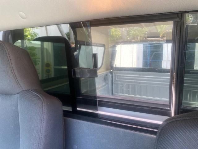 2008 Silver Metallic /Medium Dark Flint Ebony Ford Ranger XL LOW MILES 49,420 (1FTYR10D28P) with an 2.3L DOHC 16-Valve I4 Engine engine, Automatic transmission, located at 4701 North Dixie Hwy, Pompano Beach, FL, 33064, (954) 422-2889, 26.240938, -80.123474 - OUR WEBPAGE FLORIDACARS1.COM HAS OVER 100 PHOTOS AND FREE CARFAX LINK 2008 FORD RANGER XL AUTO AC 4 CYLN CAMPER TOP LOW MILES VIN: 1FTYR10D28PA70636 1 F T Y R 1 0 D 2 8 P A 7 0 6 3 6 PICKUP 2.3L 4 F GASOLINE 26 MPG REAR WHEEL DRIVE Features ABS Brakes Air Conditioning AM/FM Stereo Automatic Transmis - Photo#68