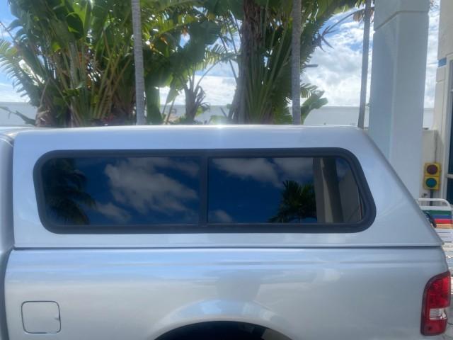 2008 Silver Metallic /Medium Dark Flint Ebony Ford Ranger XL LOW MILES 49,420 (1FTYR10D28P) with an 2.3L DOHC 16-Valve I4 Engine engine, Automatic transmission, located at 4701 North Dixie Hwy, Pompano Beach, FL, 33064, (954) 422-2889, 26.240938, -80.123474 - OUR WEBPAGE FLORIDACARS1.COM HAS OVER 100 PHOTOS AND FREE CARFAX LINK 2008 FORD RANGER XL AUTO AC 4 CYLN CAMPER TOP LOW MILES VIN: 1FTYR10D28PA70636 1 F T Y R 1 0 D 2 8 P A 7 0 6 3 6 PICKUP 2.3L 4 F GASOLINE 26 MPG REAR WHEEL DRIVE Features ABS Brakes Air Conditioning AM/FM Stereo Automatic Transmis - Photo#74