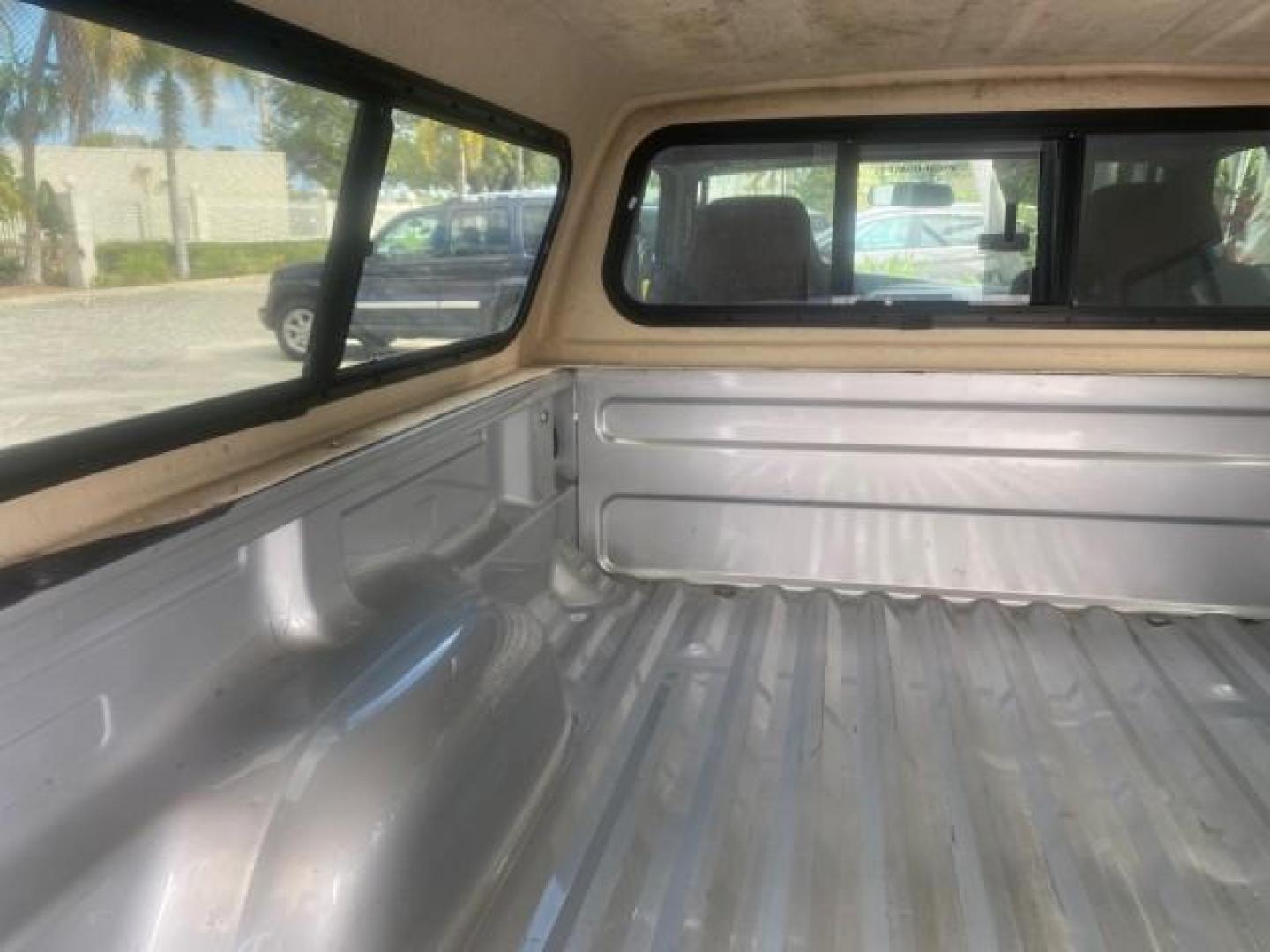 2008 Silver Metallic /Medium Dark Flint Ebony Ford Ranger XL LOW MILES 49,420 (1FTYR10D28P) with an 2.3L DOHC 16-Valve I4 Engine engine, Automatic transmission, located at 4701 North Dixie Hwy, Pompano Beach, FL, 33064, (954) 422-2889, 26.240938, -80.123474 - OUR WEBPAGE FLORIDACARS1.COM HAS OVER 100 PHOTOS AND FREE CARFAX LINK 2008 FORD RANGER XL AUTO AC 4 CYLN CAMPER TOP LOW MILES VIN: 1FTYR10D28PA70636 1 F T Y R 1 0 D 2 8 P A 7 0 6 3 6 PICKUP 2.3L 4 F GASOLINE 26 MPG REAR WHEEL DRIVE Features ABS Brakes Air Conditioning AM/FM Stereo Automatic Transmis - Photo#85