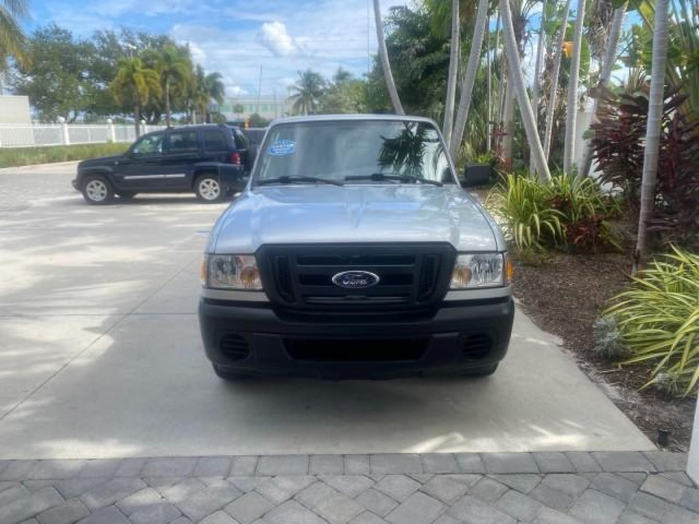 2008 Silver Metallic /Medium Dark Flint Ebony Ford Ranger XL LOW MILES 49,420 (1FTYR10D28P) with an 2.3L DOHC 16-Valve I4 Engine engine, Automatic transmission, located at 4701 North Dixie Hwy, Pompano Beach, FL, 33064, (954) 422-2889, 26.240938, -80.123474 - OUR WEBPAGE FLORIDACARS1.COM HAS OVER 100 PHOTOS AND FREE CARFAX LINK 2008 FORD RANGER XL AUTO AC 4 CYLN CAMPER TOP LOW MILES VIN: 1FTYR10D28PA70636 1 F T Y R 1 0 D 2 8 P A 7 0 6 3 6 PICKUP 2.3L 4 F GASOLINE 26 MPG REAR WHEEL DRIVE Features ABS Brakes Air Conditioning AM/FM Stereo Automatic Transmis - Photo#98