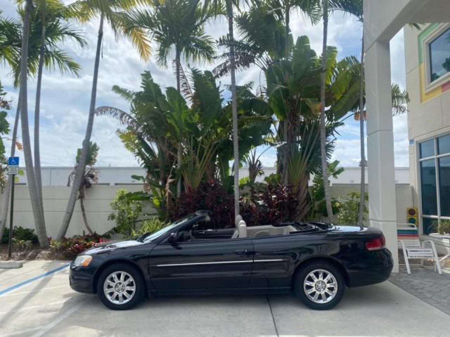 2004 Brilliant Black Crystal Prl /Dark Slate Gray Chrysler Sebring Limited LOW MILES 66,139 (1C3EL65R84N) with an 2.7L MPI DOHC 24-Valve V6 Engine engine, Automatic transmission, located at 4701 North Dixie Hwy, Pompano Beach, FL, 33064, (954) 422-2889, 26.240938, -80.123474 - OUR WEBPAGE FLORIDACARS1.COM HAS OVER 100 PHOTOS AND FREE CARFAX LINK 2004 CHRYSLER SEBRING LIMITED VIN: 1C3EL65R84N154413 1 C 3 E L 6 5 R 8 4 N 1 5 4 4 1 3 CONVERTIBLE 2.7L V6 F DOHC GASOLINE 28 MPG FRONT WHEEL DRIVE Features ABS Brakes Air Conditioning Alloy Wheels AM/FM Stereo Automatic Transmiss - Photo#36