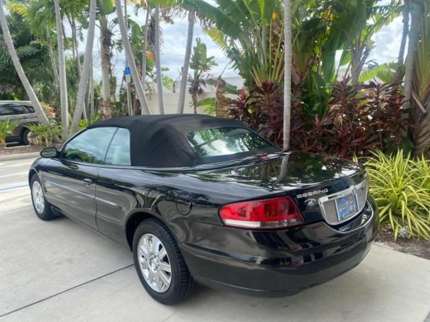 2004 Brilliant Black Crystal Prl /Dark Slate Gray Chrysler Sebring Limited LOW MILES 66,139 (1C3EL65R84N) with an 2.7L MPI DOHC 24-Valve V6 Engine engine, Automatic transmission, located at 4701 North Dixie Hwy, Pompano Beach, FL, 33064, (954) 422-2889, 26.240938, -80.123474 - OUR WEBPAGE FLORIDACARS1.COM HAS OVER 100 PHOTOS AND FREE CARFAX LINK 2004 CHRYSLER SEBRING LIMITED VIN: 1C3EL65R84N154413 1 C 3 E L 6 5 R 8 4 N 1 5 4 4 1 3 CONVERTIBLE 2.7L V6 F DOHC GASOLINE 28 MPG FRONT WHEEL DRIVE Features ABS Brakes Air Conditioning Alloy Wheels AM/FM Stereo Automatic Transmiss - Photo#41