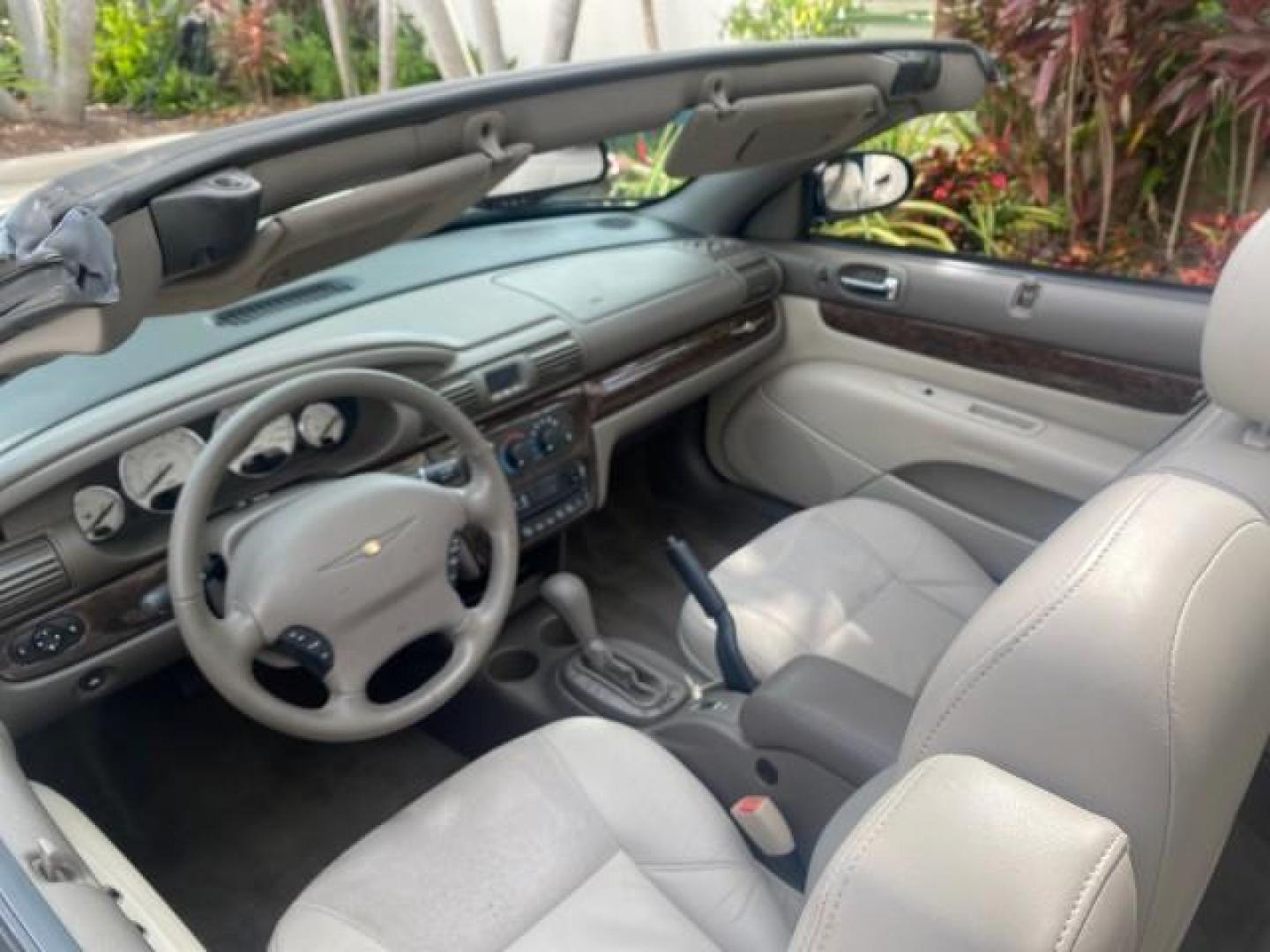 2004 Brilliant Black Crystal Prl /Dark Slate Gray Chrysler Sebring Limited LOW MILES 66,139 (1C3EL65R84N) with an 2.7L MPI DOHC 24-Valve V6 Engine engine, Automatic transmission, located at 4701 North Dixie Hwy, Pompano Beach, FL, 33064, (954) 422-2889, 26.240938, -80.123474 - OUR WEBPAGE FLORIDACARS1.COM HAS OVER 100 PHOTOS AND FREE CARFAX LINK 2004 CHRYSLER SEBRING LIMITED VIN: 1C3EL65R84N154413 1 C 3 E L 6 5 R 8 4 N 1 5 4 4 1 3 CONVERTIBLE 2.7L V6 F DOHC GASOLINE 28 MPG FRONT WHEEL DRIVE Features ABS Brakes Air Conditioning Alloy Wheels AM/FM Stereo Automatic Transmiss - Photo#49
