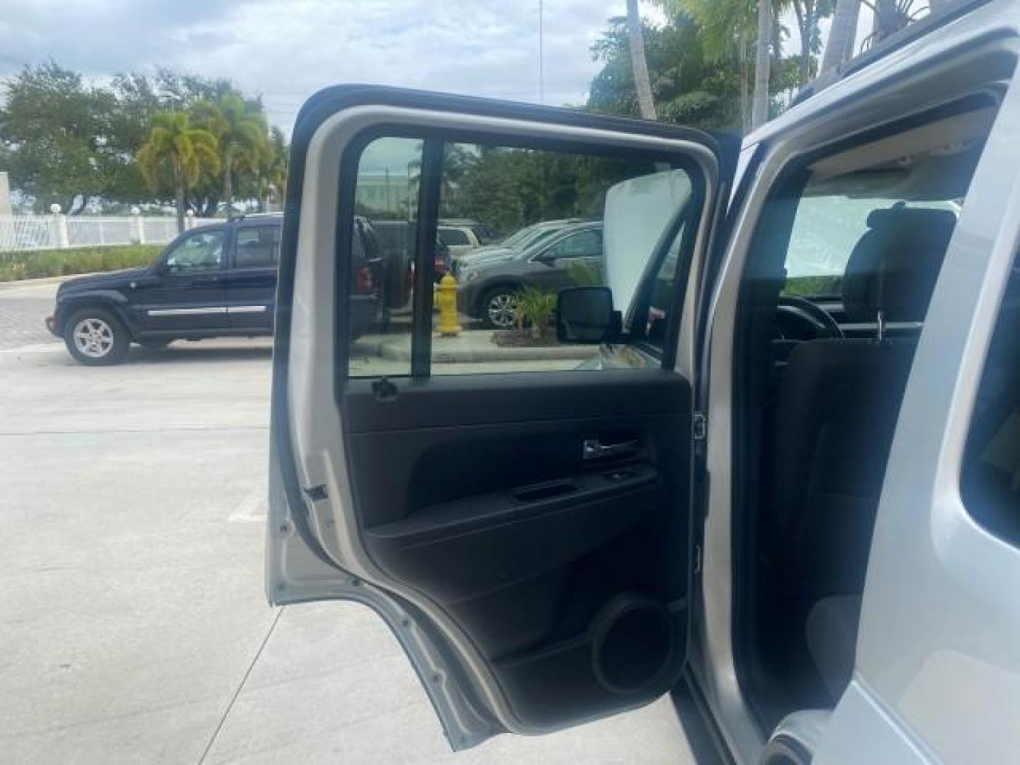 2010 Bright Silver Metallic /Dark slate gray Jeep Liberty Sport 4WD NO ACCIDENTS (1J4PN2GK2AW) with an 3.7L V6 Engine engine, Automatic transmission, located at 4701 North Dixie Hwy, Pompano Beach, FL, 33064, (954) 422-2889, 26.240938, -80.123474 - OUR WEBPAGE FLORIDACARS1.COM HAS OVER 100 PHOTOS AND FREE CARFAX LINK 2010 JEEP LIBERTY SPORT 4WD AMAZING FIND 32 SERVICE RECORDS VIN: 1J4PN2GK2AW182523 1 J 4 P N 2 G K 2 A W 1 8 2 5 2 3 4 DOOR WAGON/SPORT UTILITY 3.7L V6 F SOHC 12V GASOLINE 21 MPG REAR WHEEL DRIVE W/ 4X4 Features ABS Brakes Air Con - Photo#13