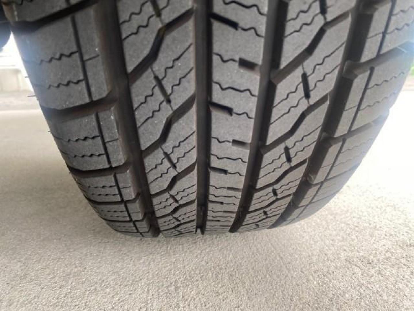 2010 Bright Silver Metallic /Dark slate gray Jeep Liberty Sport 4WD NO ACCIDENTS (1J4PN2GK2AW) with an 3.7L V6 Engine engine, Automatic transmission, located at 4701 North Dixie Hwy, Pompano Beach, FL, 33064, (954) 422-2889, 26.240938, -80.123474 - OUR WEBPAGE FLORIDACARS1.COM HAS OVER 100 PHOTOS AND FREE CARFAX LINK 2010 JEEP LIBERTY SPORT 4WD AMAZING FIND 32 SERVICE RECORDS VIN: 1J4PN2GK2AW182523 1 J 4 P N 2 G K 2 A W 1 8 2 5 2 3 4 DOOR WAGON/SPORT UTILITY 3.7L V6 F SOHC 12V GASOLINE 21 MPG REAR WHEEL DRIVE W/ 4X4 Features ABS Brakes Air Con - Photo#90