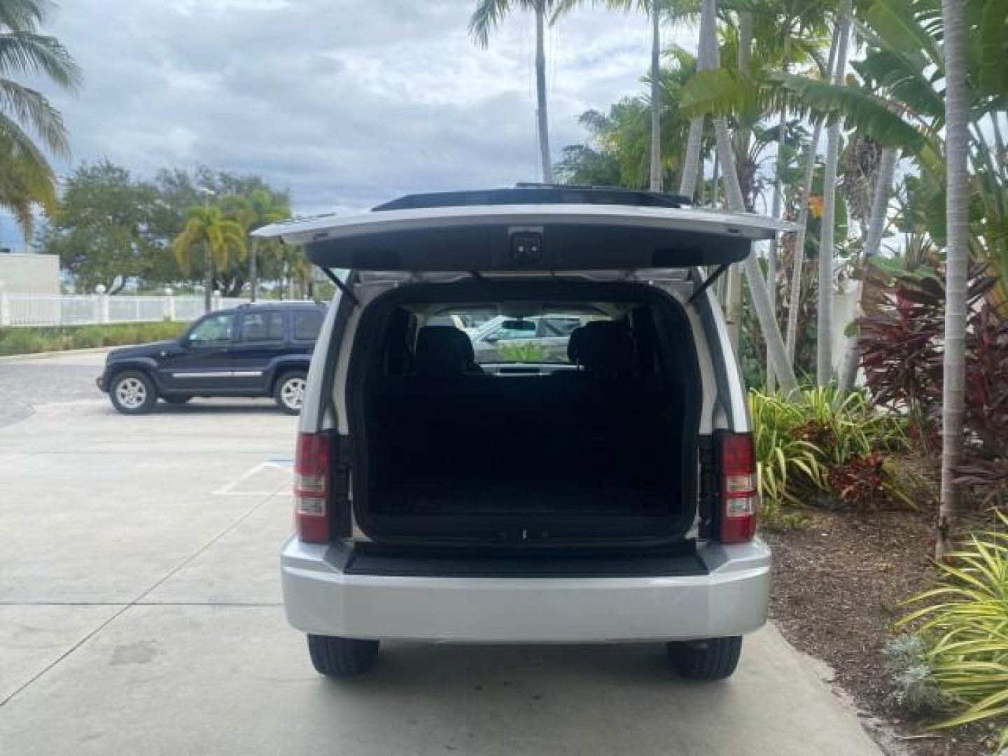 2010 Bright Silver Metallic /Dark slate gray Jeep Liberty Sport 4WD NO ACCIDENTS (1J4PN2GK2AW) with an 3.7L V6 Engine engine, Automatic transmission, located at 4701 North Dixie Hwy, Pompano Beach, FL, 33064, (954) 422-2889, 26.240938, -80.123474 - OUR WEBPAGE FLORIDACARS1.COM HAS OVER 100 PHOTOS AND FREE CARFAX LINK 2010 JEEP LIBERTY SPORT 4WD AMAZING FIND 32 SERVICE RECORDS VIN: 1J4PN2GK2AW182523 1 J 4 P N 2 G K 2 A W 1 8 2 5 2 3 4 DOOR WAGON/SPORT UTILITY 3.7L V6 F SOHC 12V GASOLINE 21 MPG REAR WHEEL DRIVE W/ 4X4 Features ABS Brakes Air Con - Photo#95