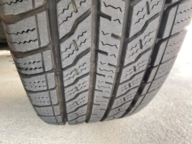 2010 Bright Silver Metallic /Dark slate gray Jeep Liberty Sport 4WD NO ACCIDENTS (1J4PN2GK2AW) with an 3.7L V6 Engine engine, Automatic transmission, located at 4701 North Dixie Hwy, Pompano Beach, FL, 33064, (954) 422-2889, 26.240938, -80.123474 - OUR WEBPAGE FLORIDACARS1.COM HAS OVER 100 PHOTOS AND FREE CARFAX LINK 2010 Jeep Liberty Sport 4 Door Wagon/Sport Utility 3.7L V6 F SOHC 12V Gasoline 21 MPG Rear Wheel Drive w/ 4X4 Features ABS Brakes Air Conditioning Alloy Wheels AM/FM Stereo Automatic Transmission Auxiliary Audio Input CD Audio Fou- Photo#20