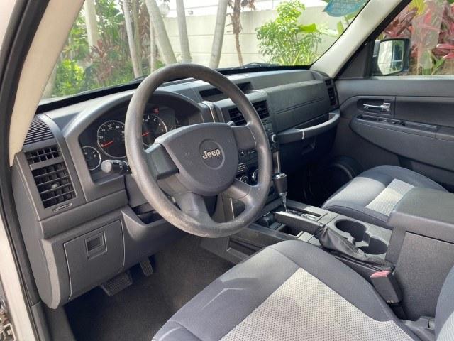 2010 Bright Silver Metallic /Dark slate gray Jeep Liberty Sport 4WD NO ACCIDENTS (1J4PN2GK2AW) with an 3.7L V6 Engine engine, Automatic transmission, located at 4701 North Dixie Hwy, Pompano Beach, FL, 33064, (954) 422-2889, 26.240938, -80.123474 - OUR WEBPAGE FLORIDACARS1.COM HAS OVER 100 PHOTOS AND FREE CARFAX LINK 2010 Jeep Liberty Sport 4 Door Wagon/Sport Utility 3.7L V6 F SOHC 12V Gasoline 21 MPG Rear Wheel Drive w/ 4X4 Features ABS Brakes Air Conditioning Alloy Wheels AM/FM Stereo Automatic Transmission Auxiliary Audio Input CD Audio Fou- Photo#50