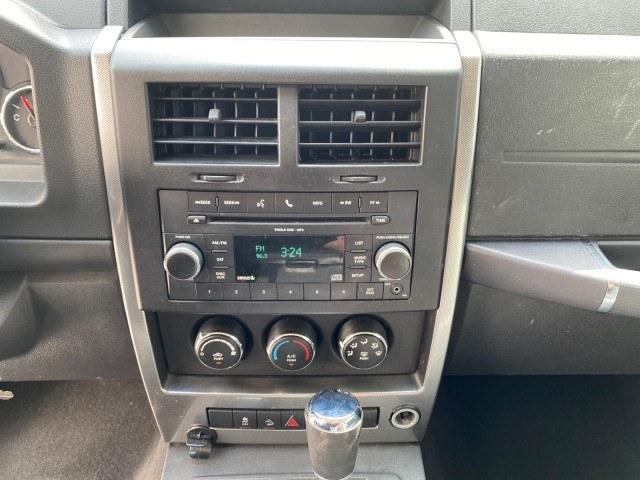 2010 Bright Silver Metallic /Dark slate gray Jeep Liberty Sport 4WD NO ACCIDENTS (1J4PN2GK2AW) with an 3.7L V6 Engine engine, Automatic transmission, located at 4701 North Dixie Hwy, Pompano Beach, FL, 33064, (954) 422-2889, 26.240938, -80.123474 - OUR WEBPAGE FLORIDACARS1.COM HAS OVER 100 PHOTOS AND FREE CARFAX LINK 2010 Jeep Liberty Sport 4 Door Wagon/Sport Utility 3.7L V6 F SOHC 12V Gasoline 21 MPG Rear Wheel Drive w/ 4X4 Features ABS Brakes Air Conditioning Alloy Wheels AM/FM Stereo Automatic Transmission Auxiliary Audio Input CD Audio Fou- Photo#59