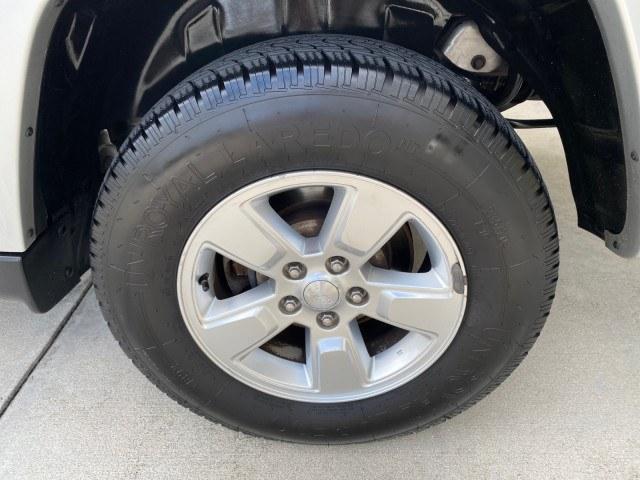 2010 Bright Silver Metallic /Dark slate gray Jeep Liberty Sport 4WD NO ACCIDENTS (1J4PN2GK2AW) with an 3.7L V6 Engine engine, Automatic transmission, located at 4701 North Dixie Hwy, Pompano Beach, FL, 33064, (954) 422-2889, 26.240938, -80.123474 - OUR WEBPAGE FLORIDACARS1.COM HAS OVER 100 PHOTOS AND FREE CARFAX LINK 2010 Jeep Liberty Sport 4 Door Wagon/Sport Utility 3.7L V6 F SOHC 12V Gasoline 21 MPG Rear Wheel Drive w/ 4X4 Features ABS Brakes Air Conditioning Alloy Wheels AM/FM Stereo Automatic Transmission Auxiliary Audio Input CD Audio Fou- Photo#88