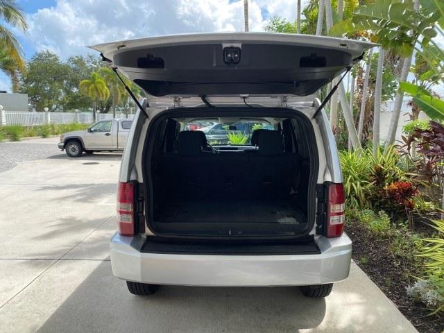 2010 Bright Silver Metallic /Dark slate gray Jeep Liberty Sport 4WD NO ACCIDENTS (1J4PN2GK2AW) with an 3.7L V6 Engine engine, Automatic transmission, located at 4701 North Dixie Hwy, Pompano Beach, FL, 33064, (954) 422-2889, 26.240938, -80.123474 - OUR WEBPAGE FLORIDACARS1.COM HAS OVER 100 PHOTOS AND FREE CARFAX LINK 2010 Jeep Liberty Sport 4 Door Wagon/Sport Utility 3.7L V6 F SOHC 12V Gasoline 21 MPG Rear Wheel Drive w/ 4X4 Features ABS Brakes Air Conditioning Alloy Wheels AM/FM Stereo Automatic Transmission Auxiliary Audio Input CD Audio Fou- Photo#96