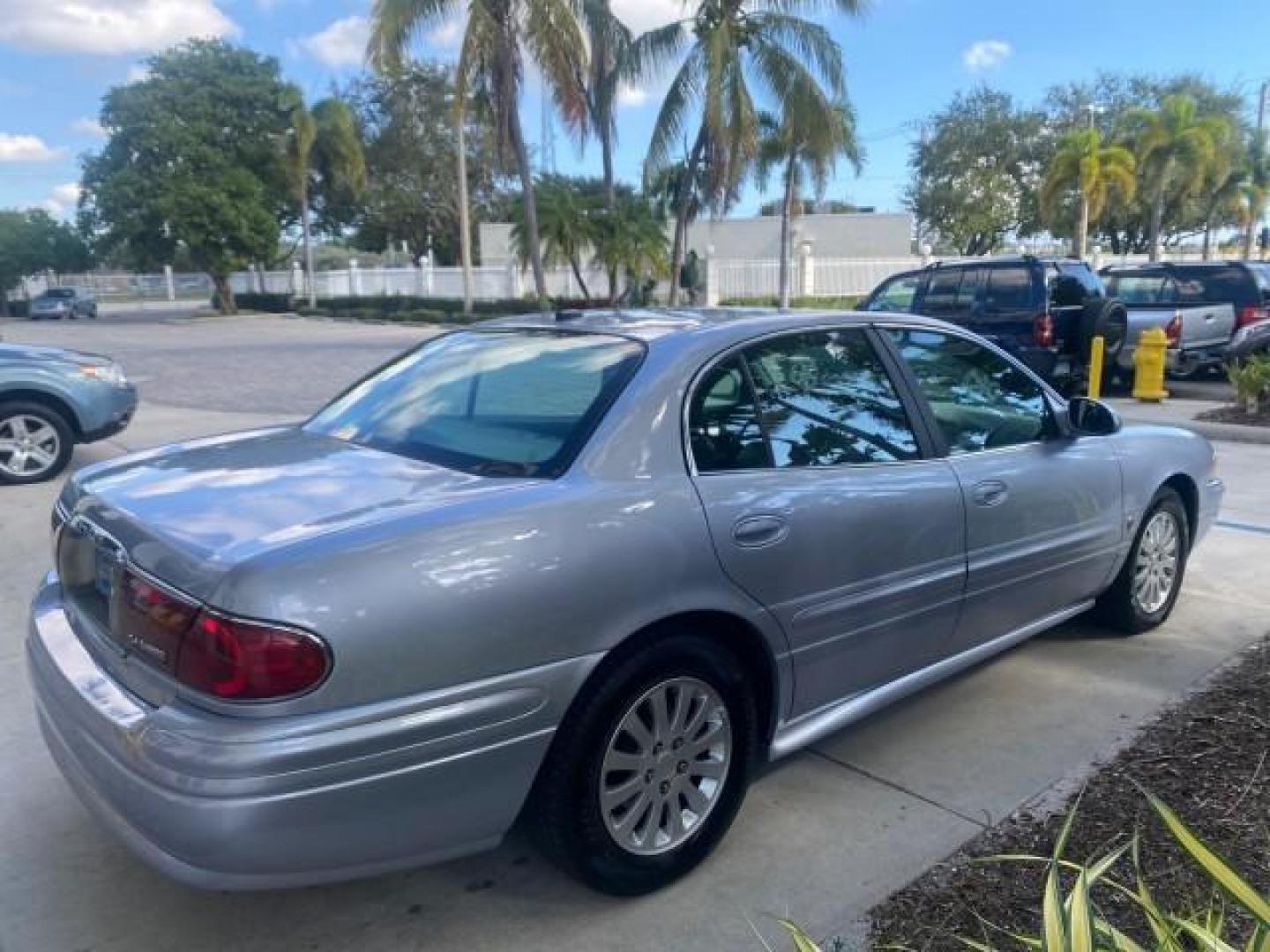 2005 Ming Blue Metallic /Gray Buick LeSabre LEATHER LOW MILES 62,243 (1G4HP54KX5U) with an 3.8L 3800 V6 SFI Engine engine, Automatic transmission, located at 4701 North Dixie Hwy, Pompano Beach, FL, 33064, (954) 422-2889, 26.240938, -80.123474 - OUR WEBPAGE FLORIDACARS1.COM HAS OVER 100 PHOTOS AND FREE CARFAX LINK 2005 BUICK LESABRE LEATHER LOADED RUNS LIKE NEW VIN: 1G4HP54KX5U177562 1 G 4 H P 5 4 K X 5 U 1 7 7 5 6 2 SEDAN 4 DR 3.8L V6 F OHV GASOLINE 29 MPG FRONT WHEEL DRIVE Features ABS Brakes Air Conditioning Alloy Wheels AM/FM Stereo Aut - Photo#7