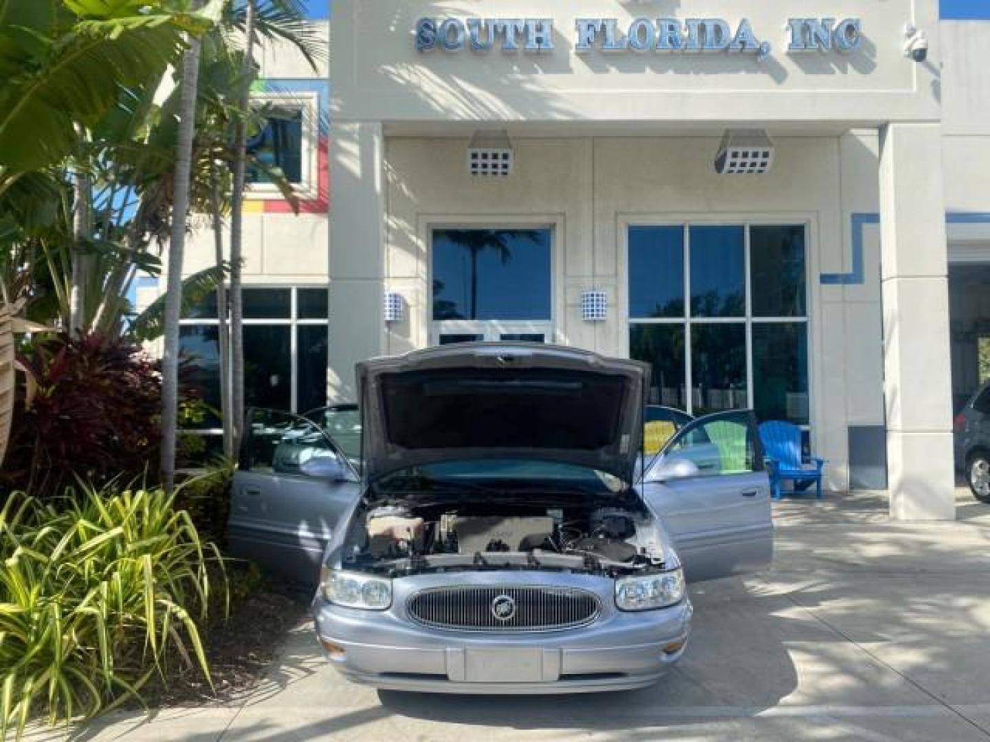 2005 Ming Blue Metallic /Gray Buick LeSabre LEATHER LOW MILES 62,243 (1G4HP54KX5U) with an 3.8L 3800 V6 SFI Engine engine, Automatic transmission, located at 4701 North Dixie Hwy, Pompano Beach, FL, 33064, (954) 422-2889, 26.240938, -80.123474 - OUR WEBPAGE FLORIDACARS1.COM HAS OVER 100 PHOTOS AND FREE CARFAX LINK 2005 BUICK LESABRE LEATHER LOADED RUNS LIKE NEW VIN: 1G4HP54KX5U177562 1 G 4 H P 5 4 K X 5 U 1 7 7 5 6 2 SEDAN 4 DR 3.8L V6 F OHV GASOLINE 29 MPG FRONT WHEEL DRIVE Features ABS Brakes Air Conditioning Alloy Wheels AM/FM Stereo Aut - Photo#16