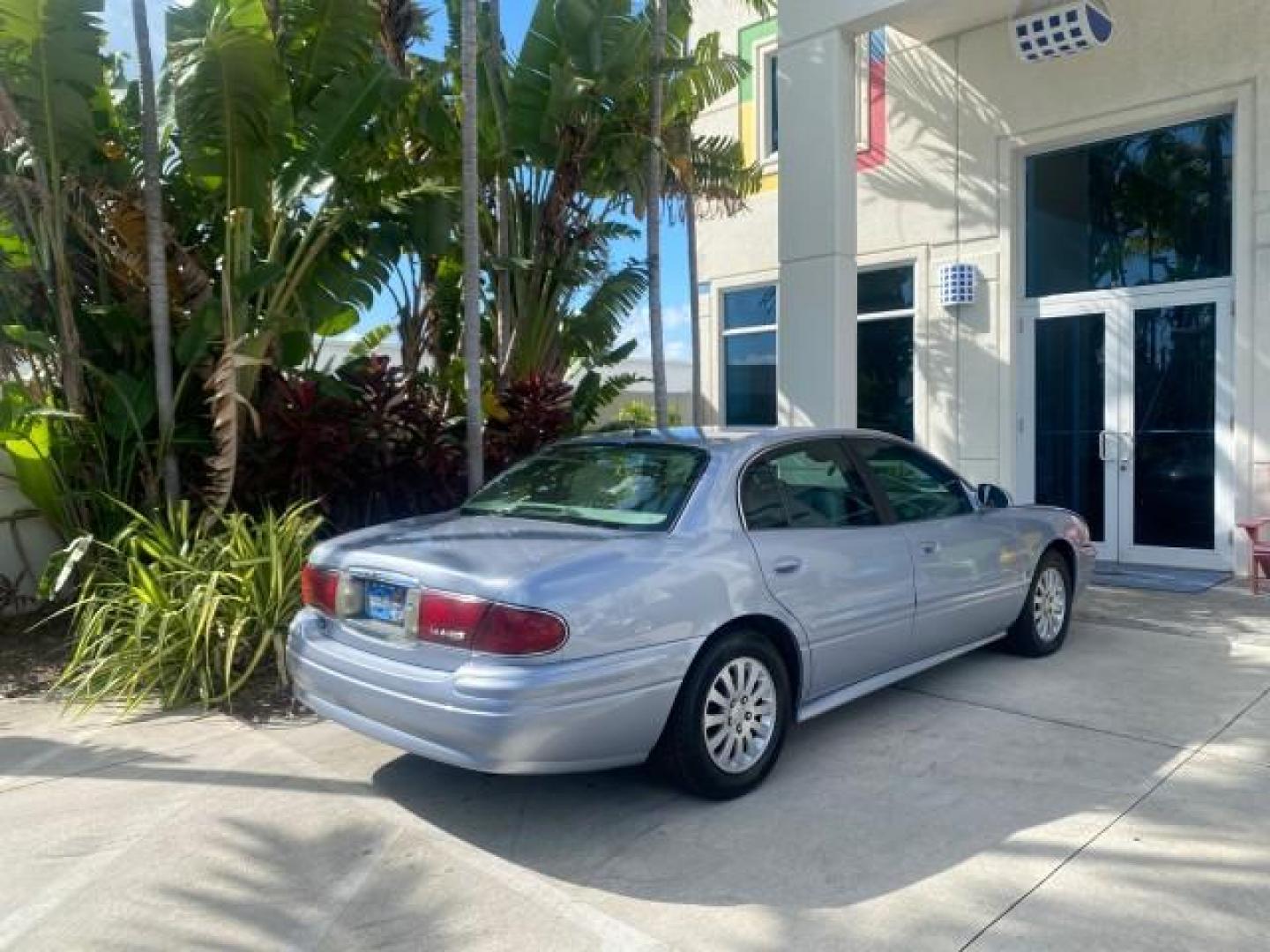 2005 Ming Blue Metallic /Gray Buick LeSabre LEATHER LOW MILES 62,243 (1G4HP54KX5U) with an 3.8L 3800 V6 SFI Engine engine, Automatic transmission, located at 4701 North Dixie Hwy, Pompano Beach, FL, 33064, (954) 422-2889, 26.240938, -80.123474 - OUR WEBPAGE FLORIDACARS1.COM HAS OVER 100 PHOTOS AND FREE CARFAX LINK 2005 BUICK LESABRE LEATHER LOADED RUNS LIKE NEW VIN: 1G4HP54KX5U177562 1 G 4 H P 5 4 K X 5 U 1 7 7 5 6 2 SEDAN 4 DR 3.8L V6 F OHV GASOLINE 29 MPG FRONT WHEEL DRIVE Features ABS Brakes Air Conditioning Alloy Wheels AM/FM Stereo Aut - Photo#92