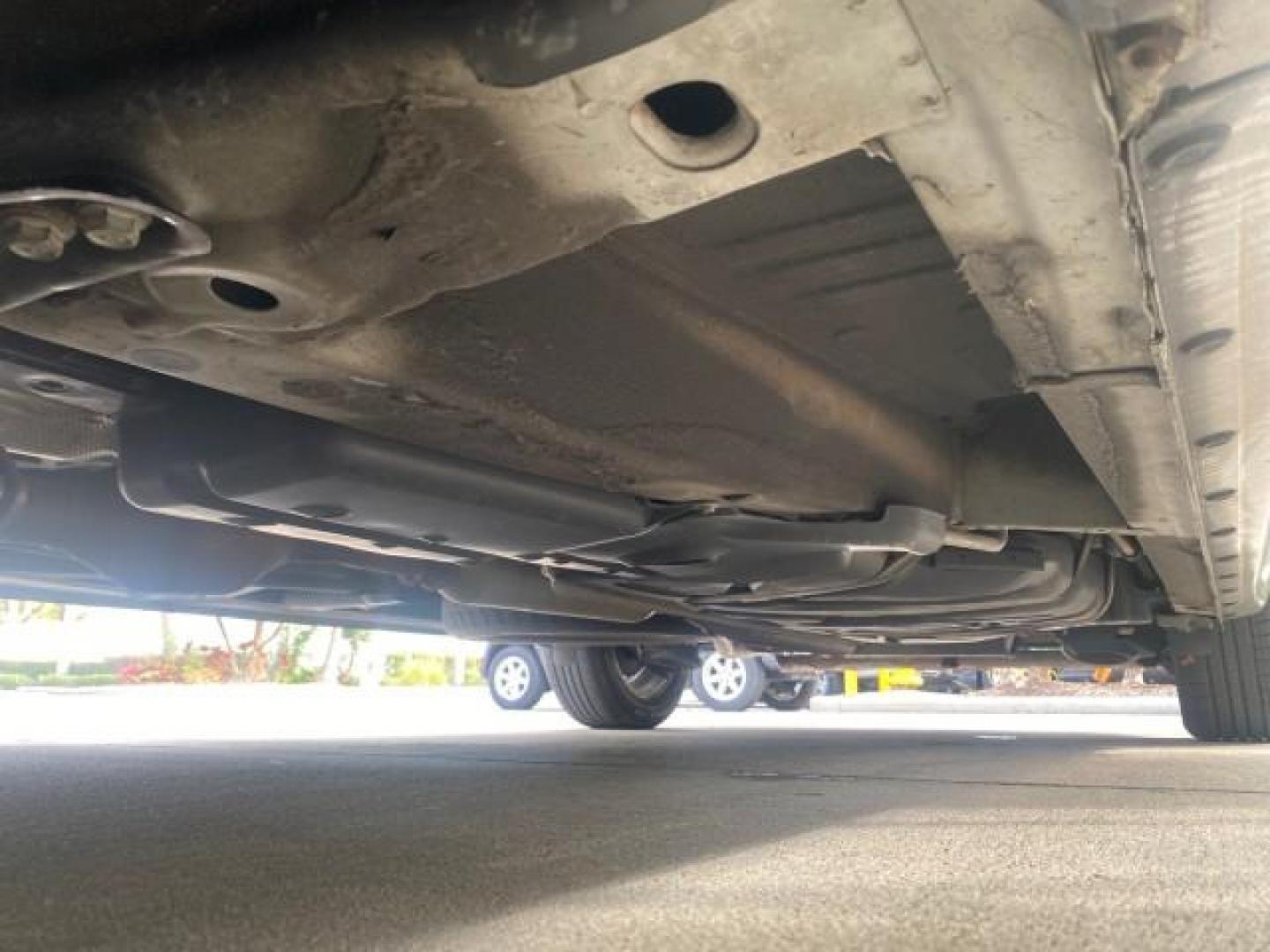 2007 Silver Shadow Pearl /Taupe Toyota Sienna XLE LTD 1 OWNER (5TDZK22C57S) with an 3.5L V6 Cylinder Engine engine, Automatic transmission, located at 4701 North Dixie Hwy, Pompano Beach, FL, 33064, (954) 422-2889, 26.240938, -80.123474 - OUR WEBPAGE FLORIDACARS1.COM HAS OVER 100 PHOTOS AND FREE CARFAX LINK 2007 TOYOTA SIENNA XLE 7-PASSENGER VIN: 5TDZK22C57S074901 5 T D Z K 2 2 C 5 7 S 0 7 4 9 0 1 VAN 3.5L V6 F DOHC 24V GASOLINE 26 MPG FRONT WHEEL DRIVE Features ABS Brakes Air Conditioning Alloy Wheels AM/FM Stereo Automatic Transmis - Photo#21