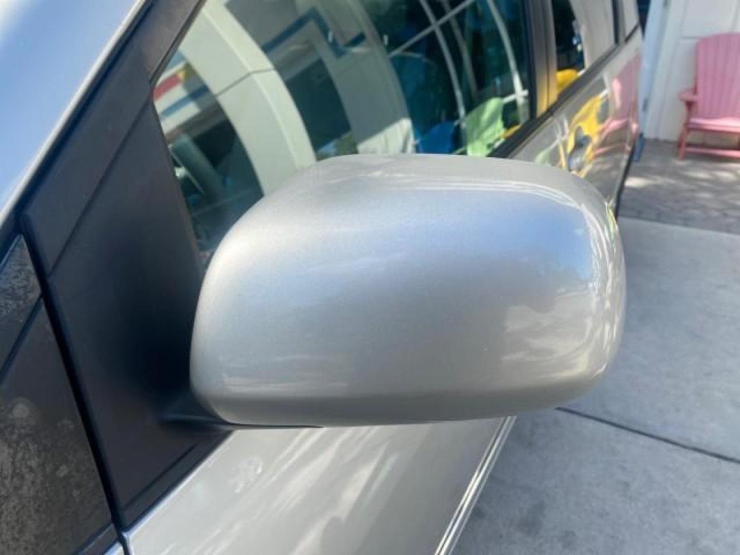 2007 Silver Shadow Pearl /Taupe Toyota Sienna XLE LTD 1 OWNER (5TDZK22C57S) with an 3.5L V6 Cylinder Engine engine, Automatic transmission, located at 4701 North Dixie Hwy, Pompano Beach, FL, 33064, (954) 422-2889, 26.240938, -80.123474 - OUR WEBPAGE FLORIDACARS1.COM HAS OVER 100 PHOTOS AND FREE CARFAX LINK 2007 TOYOTA SIENNA XLE 7-PASSENGER VIN: 5TDZK22C57S074901 5 T D Z K 2 2 C 5 7 S 0 7 4 9 0 1 VAN 3.5L V6 F DOHC 24V GASOLINE 26 MPG FRONT WHEEL DRIVE Features ABS Brakes Air Conditioning Alloy Wheels AM/FM Stereo Automatic Transmis - Photo#40