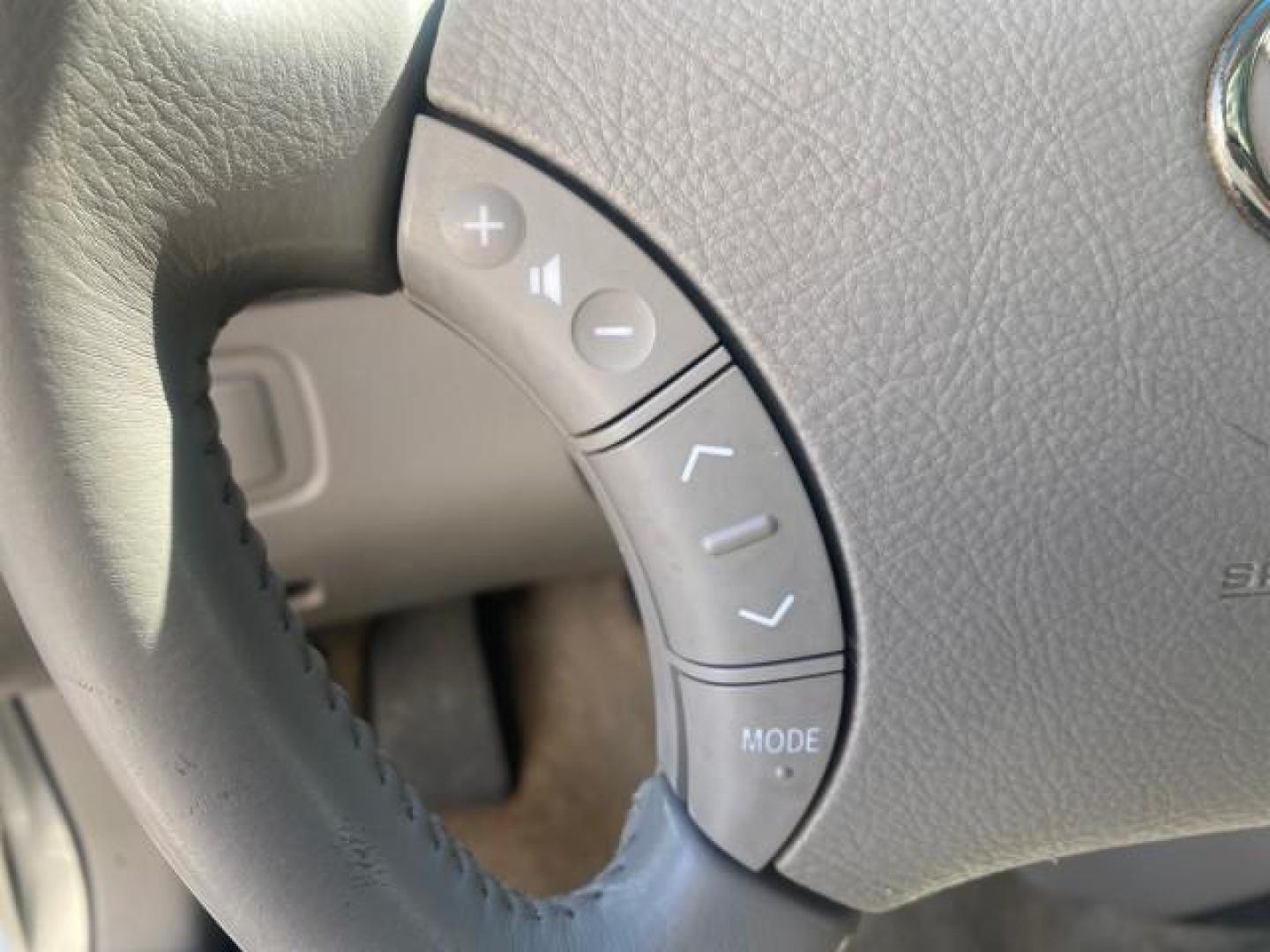 2007 Silver Shadow Pearl /Taupe Toyota Sienna XLE LTD 1 OWNER (5TDZK22C57S) with an 3.5L V6 Cylinder Engine engine, Automatic transmission, located at 4701 North Dixie Hwy, Pompano Beach, FL, 33064, (954) 422-2889, 26.240938, -80.123474 - OUR WEBPAGE FLORIDACARS1.COM HAS OVER 100 PHOTOS AND FREE CARFAX LINK 2007 TOYOTA SIENNA XLE 7-PASSENGER VIN: 5TDZK22C57S074901 5 T D Z K 2 2 C 5 7 S 0 7 4 9 0 1 VAN 3.5L V6 F DOHC 24V GASOLINE 26 MPG FRONT WHEEL DRIVE Features ABS Brakes Air Conditioning Alloy Wheels AM/FM Stereo Automatic Transmis - Photo#51