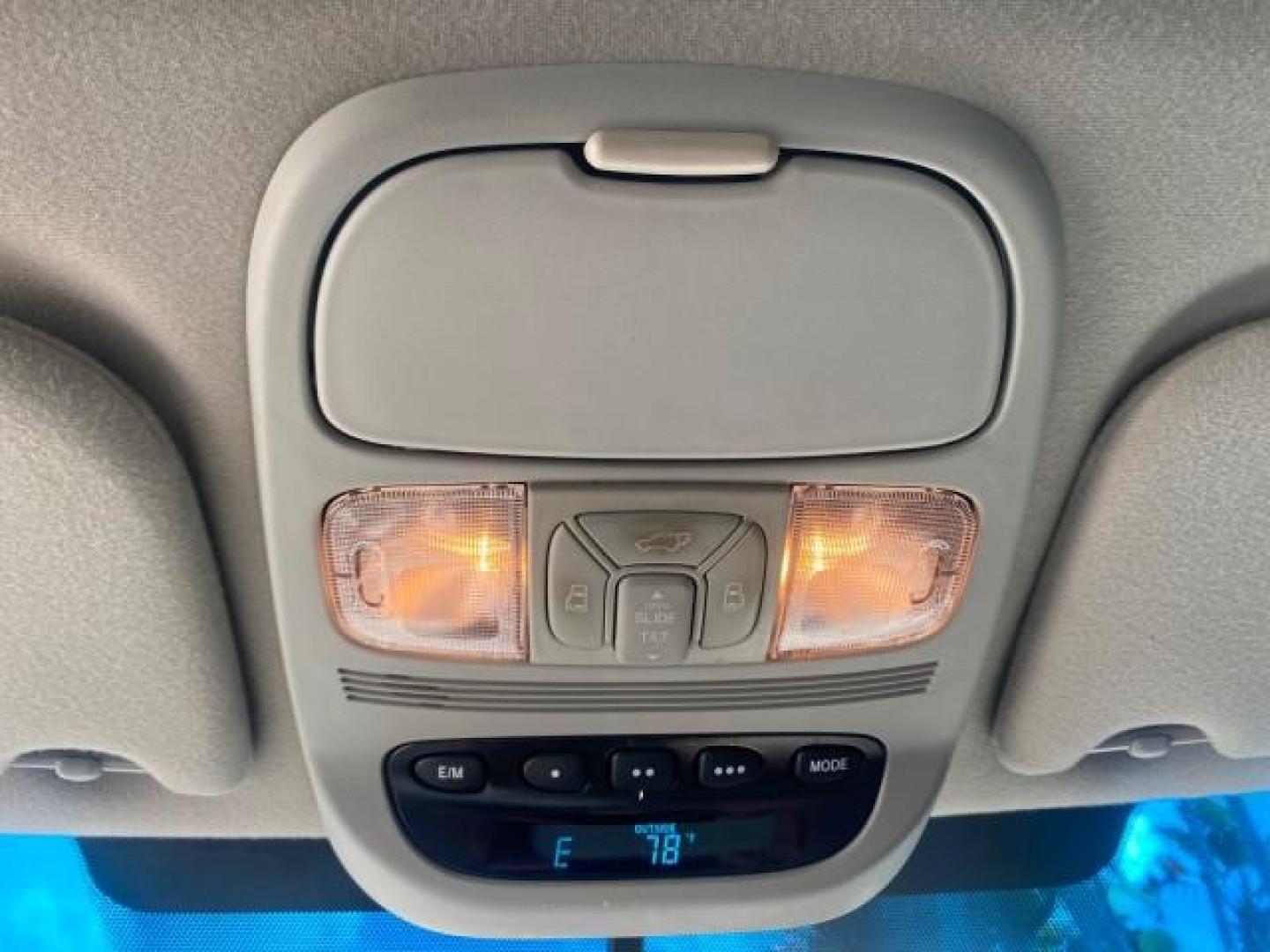 2007 Silver Shadow Pearl /Taupe Toyota Sienna XLE LTD 1 OWNER (5TDZK22C57S) with an 3.5L V6 Cylinder Engine engine, Automatic transmission, located at 4701 North Dixie Hwy, Pompano Beach, FL, 33064, (954) 422-2889, 26.240938, -80.123474 - OUR WEBPAGE FLORIDACARS1.COM HAS OVER 100 PHOTOS AND FREE CARFAX LINK 2007 TOYOTA SIENNA XLE 7-PASSENGER VIN: 5TDZK22C57S074901 5 T D Z K 2 2 C 5 7 S 0 7 4 9 0 1 VAN 3.5L V6 F DOHC 24V GASOLINE 26 MPG FRONT WHEEL DRIVE Features ABS Brakes Air Conditioning Alloy Wheels AM/FM Stereo Automatic Transmis - Photo#67