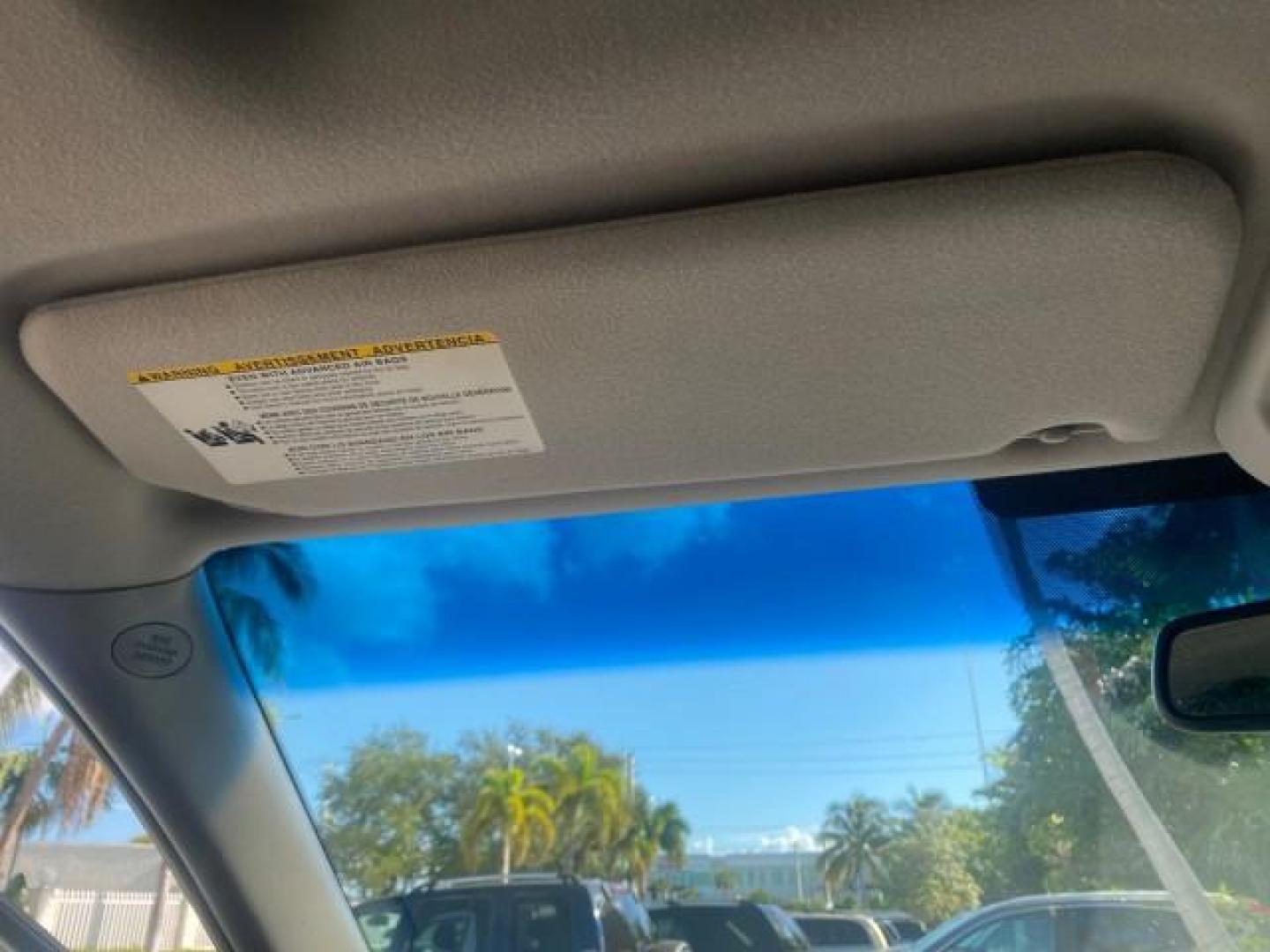 2007 Silver Shadow Pearl /Taupe Toyota Sienna XLE LTD 1 OWNER (5TDZK22C57S) with an 3.5L V6 Cylinder Engine engine, Automatic transmission, located at 4701 North Dixie Hwy, Pompano Beach, FL, 33064, (954) 422-2889, 26.240938, -80.123474 - OUR WEBPAGE FLORIDACARS1.COM HAS OVER 100 PHOTOS AND FREE CARFAX LINK 2007 TOYOTA SIENNA XLE 7-PASSENGER VIN: 5TDZK22C57S074901 5 T D Z K 2 2 C 5 7 S 0 7 4 9 0 1 VAN 3.5L V6 F DOHC 24V GASOLINE 26 MPG FRONT WHEEL DRIVE Features ABS Brakes Air Conditioning Alloy Wheels AM/FM Stereo Automatic Transmis - Photo#68