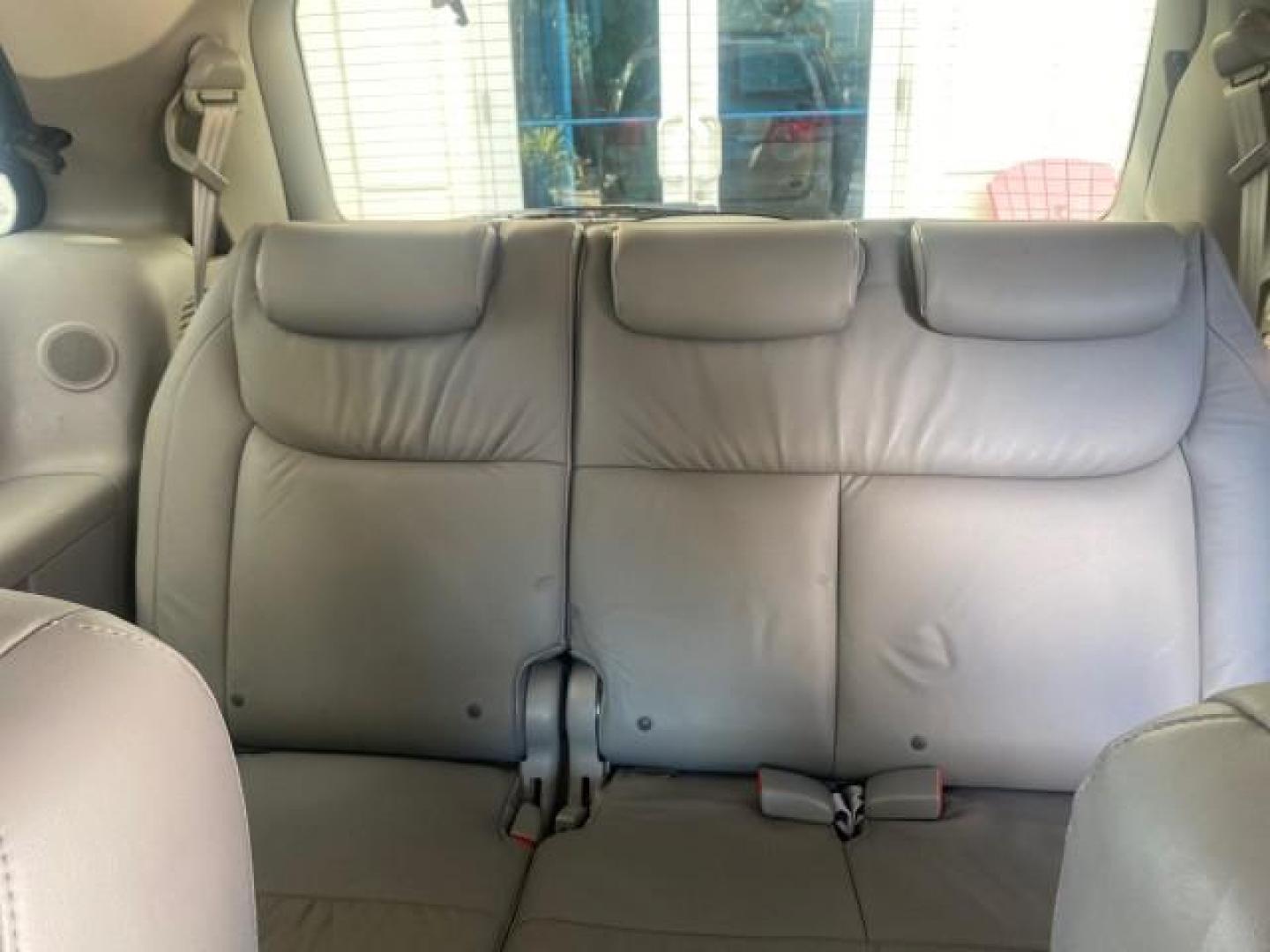 2007 Silver Shadow Pearl /Taupe Toyota Sienna XLE LTD 1 OWNER (5TDZK22C57S) with an 3.5L V6 Cylinder Engine engine, Automatic transmission, located at 4701 North Dixie Hwy, Pompano Beach, FL, 33064, (954) 422-2889, 26.240938, -80.123474 - OUR WEBPAGE FLORIDACARS1.COM HAS OVER 100 PHOTOS AND FREE CARFAX LINK 2007 TOYOTA SIENNA XLE 7-PASSENGER VIN: 5TDZK22C57S074901 5 T D Z K 2 2 C 5 7 S 0 7 4 9 0 1 VAN 3.5L V6 F DOHC 24V GASOLINE 26 MPG FRONT WHEEL DRIVE Features ABS Brakes Air Conditioning Alloy Wheels AM/FM Stereo Automatic Transmis - Photo#86