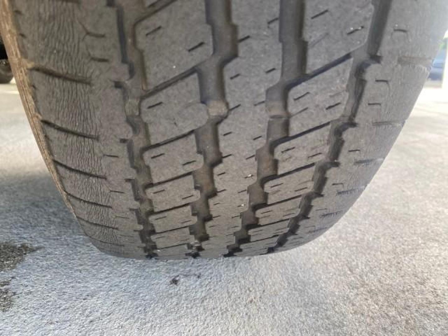 2011 Vista Blue Metallic /Medium Dark Flint Ford Ranger XL LOW MILES 22,154 1 OWNER (1FTKR1ADXBP) with an 2.3L DOHC 16-Valve I4 Engine engine, Automatic transmission, located at 4701 North Dixie Hwy, Pompano Beach, FL, 33064, (954) 422-2889, 26.240938, -80.123474 - OUR WEBPAGE FLORIDACARS1.COM HAS OVER 100 PHOTOS AND FREE CARFAX LINK 2011 FORD RANGER XL VIN: 1FTKR1ADXBPA41493 1 F T K R 1 A D X B P A 4 1 4 9 3 PICKUP 2.3L I4 F DOHC 16V GASOLINE 27 MPG REAR WHEEL DRIVE Features ABS Brakes Air Conditioning AM/FM Stereo Automatic Transmission Bed Liner Side Airbag - Photo#20