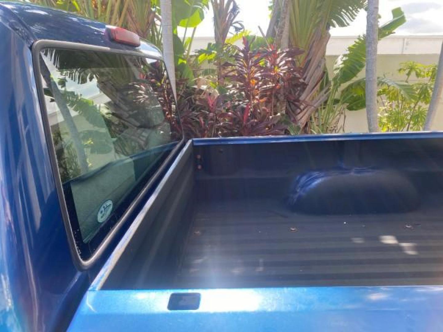 2011 Vista Blue Metallic /Medium Dark Flint Ford Ranger XL LOW MILES 22,154 1 OWNER (1FTKR1ADXBP) with an 2.3L DOHC 16-Valve I4 Engine engine, Automatic transmission, located at 4701 North Dixie Hwy, Pompano Beach, FL, 33064, (954) 422-2889, 26.240938, -80.123474 - OUR WEBPAGE FLORIDACARS1.COM HAS OVER 100 PHOTOS AND FREE CARFAX LINK 2011 FORD RANGER XL VIN: 1FTKR1ADXBPA41493 1 F T K R 1 A D X B P A 4 1 4 9 3 PICKUP 2.3L I4 F DOHC 16V GASOLINE 27 MPG REAR WHEEL DRIVE Features ABS Brakes Air Conditioning AM/FM Stereo Automatic Transmission Bed Liner Side Airbag - Photo#77