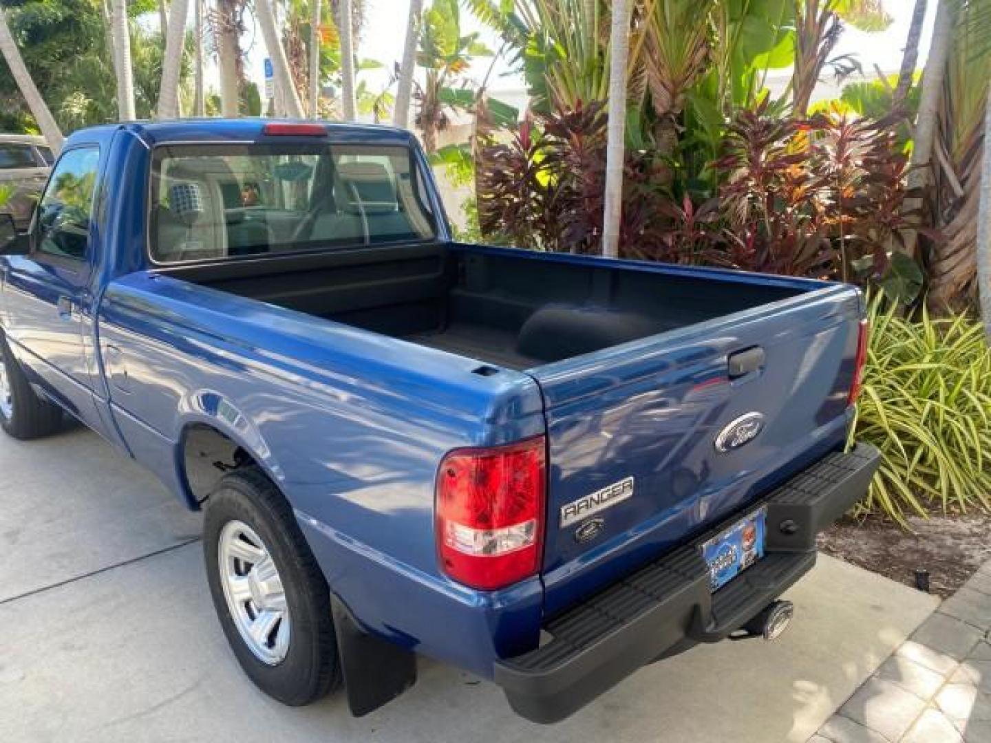 2011 Vista Blue Metallic /Medium Dark Flint Ford Ranger XL LOW MILES 22,154 1 OWNER (1FTKR1ADXBP) with an 2.3L DOHC 16-Valve I4 Engine engine, Automatic transmission, located at 4701 North Dixie Hwy, Pompano Beach, FL, 33064, (954) 422-2889, 26.240938, -80.123474 - OUR WEBPAGE FLORIDACARS1.COM HAS OVER 100 PHOTOS AND FREE CARFAX LINK 2011 FORD RANGER XL VIN: 1FTKR1ADXBPA41493 1 F T K R 1 A D X B P A 4 1 4 9 3 PICKUP 2.3L I4 F DOHC 16V GASOLINE 27 MPG REAR WHEEL DRIVE Features ABS Brakes Air Conditioning AM/FM Stereo Automatic Transmission Bed Liner Side Airbag - Photo#87