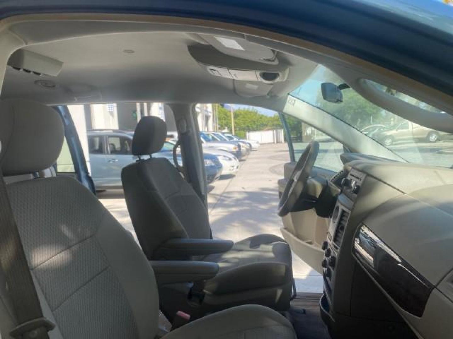 2010 Clearwater Blue Pearl /Medium pebble beige/cream Chrysler Town and Country LXI LOW MILES 77705 FL (2A4RR4DE6AR) with an 3.3L OHV SMPI V6 Engine engine, Automatic transmission, located at 4701 North Dixie Hwy, Pompano Beach, FL, 33064, (954) 422-2889, 26.240938, -80.123474 - OUR WEBPAGE FLORIDACARS1.COM HAS OVER 100 PHOTOS AND FREE CARFAX LINK 2010 CHRYSLER TOWN AND COUNTRY LXI VIN: 2A4RR4DE6AR116900 2 A 4 R R 4 D E 6 A R 1 1 6 9 0 0 VAN 3.3L V6 F OHV 12V GASOLINE 24 MPG FRONT WHEEL DRIVE Features ABS Brakes Air Conditioning AM/FM Stereo Automatic Transmission Auxiliary - Photo#12