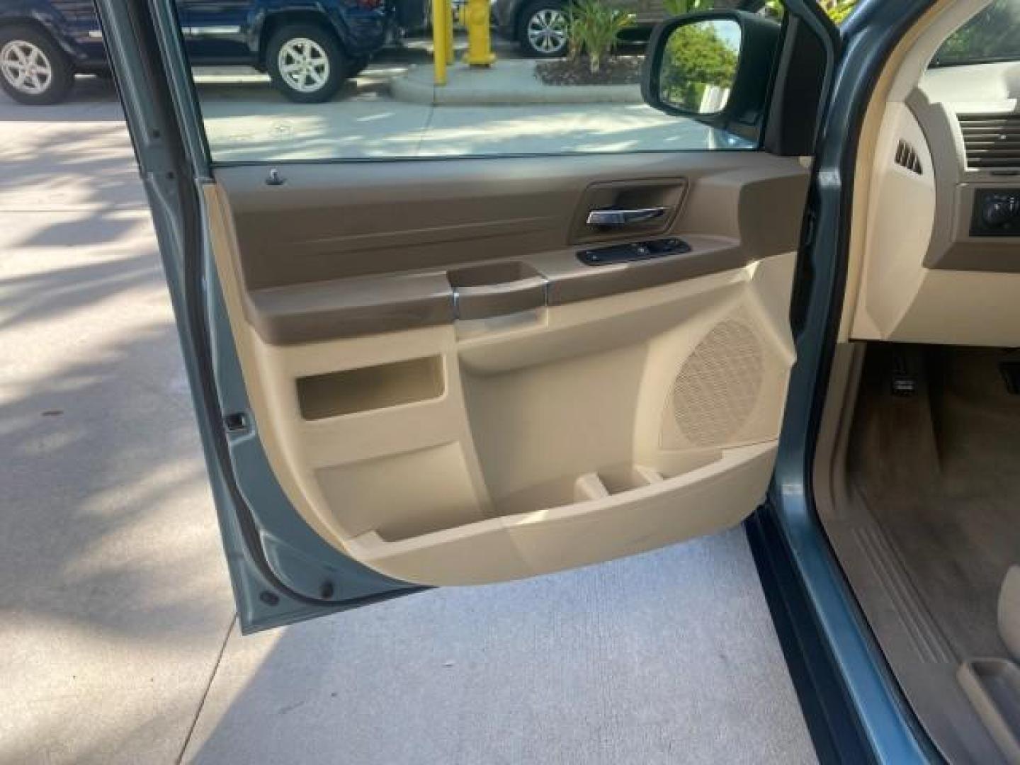 2010 Clearwater Blue Pearl /Medium pebble beige/cream Chrysler Town and Country LXI LOW MILES 77705 FL (2A4RR4DE6AR) with an 3.3L OHV SMPI V6 Engine engine, Automatic transmission, located at 4701 North Dixie Hwy, Pompano Beach, FL, 33064, (954) 422-2889, 26.240938, -80.123474 - OUR WEBPAGE FLORIDACARS1.COM HAS OVER 100 PHOTOS AND FREE CARFAX LINK 2010 CHRYSLER TOWN AND COUNTRY LXI VIN: 2A4RR4DE6AR116900 2 A 4 R R 4 D E 6 A R 1 1 6 9 0 0 VAN 3.3L V6 F OHV 12V GASOLINE 24 MPG FRONT WHEEL DRIVE Features ABS Brakes Air Conditioning AM/FM Stereo Automatic Transmission Auxiliary - Photo#42