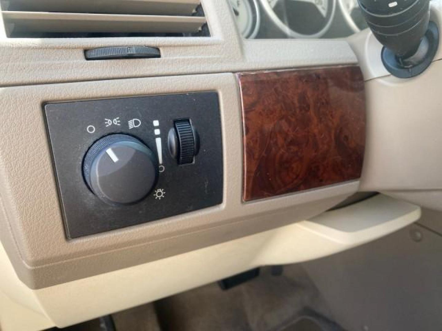 2010 Clearwater Blue Pearl /Medium pebble beige/cream Chrysler Town and Country LXI LOW MILES 77705 FL (2A4RR4DE6AR) with an 3.3L OHV SMPI V6 Engine engine, Automatic transmission, located at 4701 North Dixie Hwy, Pompano Beach, FL, 33064, (954) 422-2889, 26.240938, -80.123474 - OUR WEBPAGE FLORIDACARS1.COM HAS OVER 100 PHOTOS AND FREE CARFAX LINK 2010 CHRYSLER TOWN AND COUNTRY LXI VIN: 2A4RR4DE6AR116900 2 A 4 R R 4 D E 6 A R 1 1 6 9 0 0 VAN 3.3L V6 F OHV 12V GASOLINE 24 MPG FRONT WHEEL DRIVE Features ABS Brakes Air Conditioning AM/FM Stereo Automatic Transmission Auxiliary - Photo#53