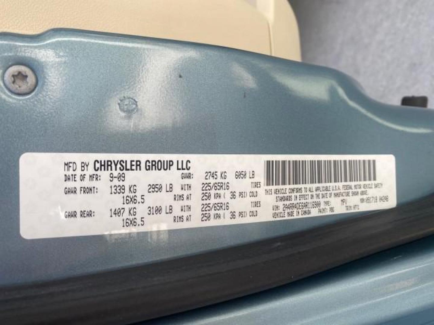 2010 Clearwater Blue Pearl /Medium pebble beige/cream Chrysler Town and Country LXI LOW MILES 77705 FL (2A4RR4DE6AR) with an 3.3L OHV SMPI V6 Engine engine, Automatic transmission, located at 4701 North Dixie Hwy, Pompano Beach, FL, 33064, (954) 422-2889, 26.240938, -80.123474 - OUR WEBPAGE FLORIDACARS1.COM HAS OVER 100 PHOTOS AND FREE CARFAX LINK 2010 CHRYSLER TOWN AND COUNTRY LXI VIN: 2A4RR4DE6AR116900 2 A 4 R R 4 D E 6 A R 1 1 6 9 0 0 VAN 3.3L V6 F OHV 12V GASOLINE 24 MPG FRONT WHEEL DRIVE Features ABS Brakes Air Conditioning AM/FM Stereo Automatic Transmission Auxiliary - Photo#71