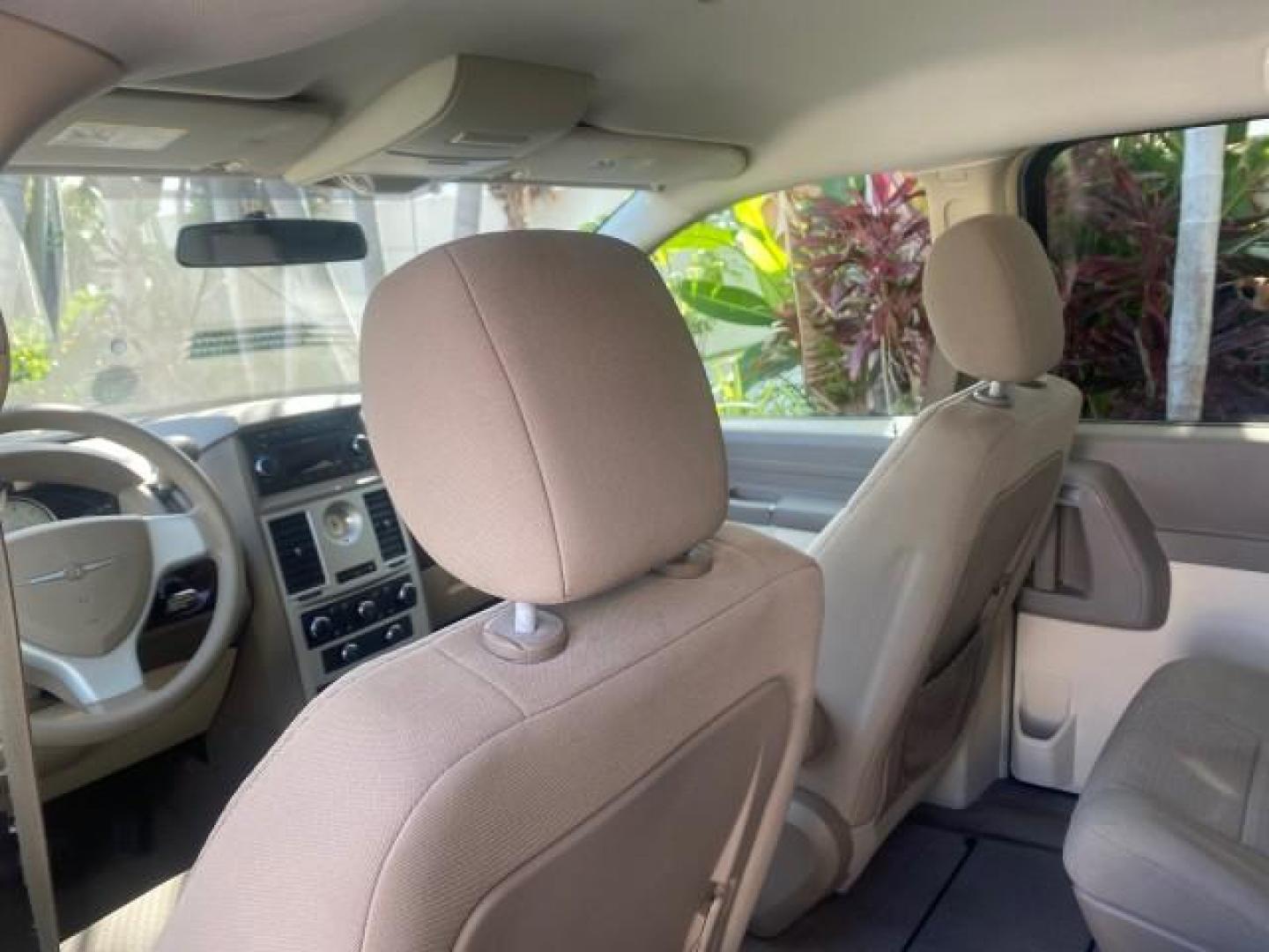 2010 Clearwater Blue Pearl /Medium pebble beige/cream Chrysler Town and Country LXI LOW MILES 77705 FL (2A4RR4DE6AR) with an 3.3L OHV SMPI V6 Engine engine, Automatic transmission, located at 4701 North Dixie Hwy, Pompano Beach, FL, 33064, (954) 422-2889, 26.240938, -80.123474 - OUR WEBPAGE FLORIDACARS1.COM HAS OVER 100 PHOTOS AND FREE CARFAX LINK 2010 CHRYSLER TOWN AND COUNTRY LXI VIN: 2A4RR4DE6AR116900 2 A 4 R R 4 D E 6 A R 1 1 6 9 0 0 VAN 3.3L V6 F OHV 12V GASOLINE 24 MPG FRONT WHEEL DRIVE Features ABS Brakes Air Conditioning AM/FM Stereo Automatic Transmission Auxiliary - Photo#79