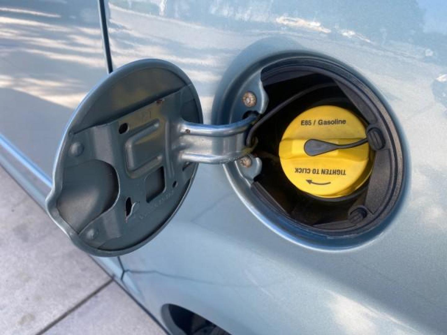 2010 Clearwater Blue Pearl /Medium pebble beige/cream Chrysler Town and Country LXI LOW MILES 77705 FL (2A4RR4DE6AR) with an 3.3L OHV SMPI V6 Engine engine, Automatic transmission, located at 4701 North Dixie Hwy, Pompano Beach, FL, 33064, (954) 422-2889, 26.240938, -80.123474 - OUR WEBPAGE FLORIDACARS1.COM HAS OVER 100 PHOTOS AND FREE CARFAX LINK 2010 CHRYSLER TOWN AND COUNTRY LXI VIN: 2A4RR4DE6AR116900 2 A 4 R R 4 D E 6 A R 1 1 6 9 0 0 VAN 3.3L V6 F OHV 12V GASOLINE 24 MPG FRONT WHEEL DRIVE Features ABS Brakes Air Conditioning AM/FM Stereo Automatic Transmission Auxiliary - Photo#88