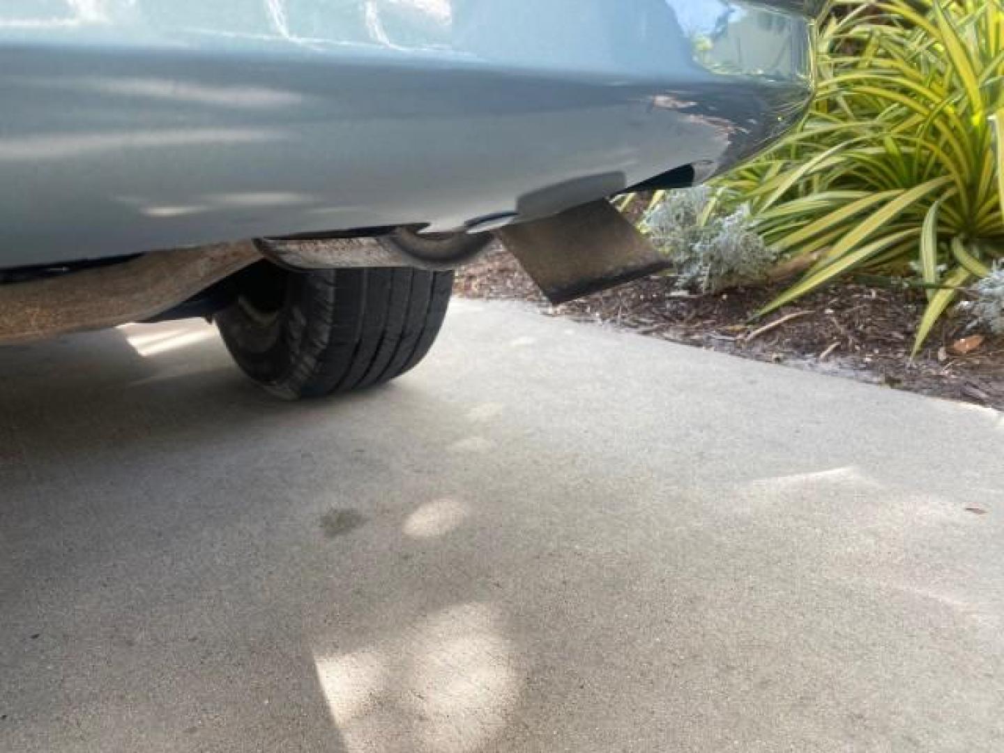 2010 Clearwater Blue Pearl /Medium pebble beige/cream Chrysler Town and Country LXI LOW MILES 77705 FL (2A4RR4DE6AR) with an 3.3L OHV SMPI V6 Engine engine, Automatic transmission, located at 4701 North Dixie Hwy, Pompano Beach, FL, 33064, (954) 422-2889, 26.240938, -80.123474 - OUR WEBPAGE FLORIDACARS1.COM HAS OVER 100 PHOTOS AND FREE CARFAX LINK 2010 CHRYSLER TOWN AND COUNTRY LXI VIN: 2A4RR4DE6AR116900 2 A 4 R R 4 D E 6 A R 1 1 6 9 0 0 VAN 3.3L V6 F OHV 12V GASOLINE 24 MPG FRONT WHEEL DRIVE Features ABS Brakes Air Conditioning AM/FM Stereo Automatic Transmission Auxiliary - Photo#95