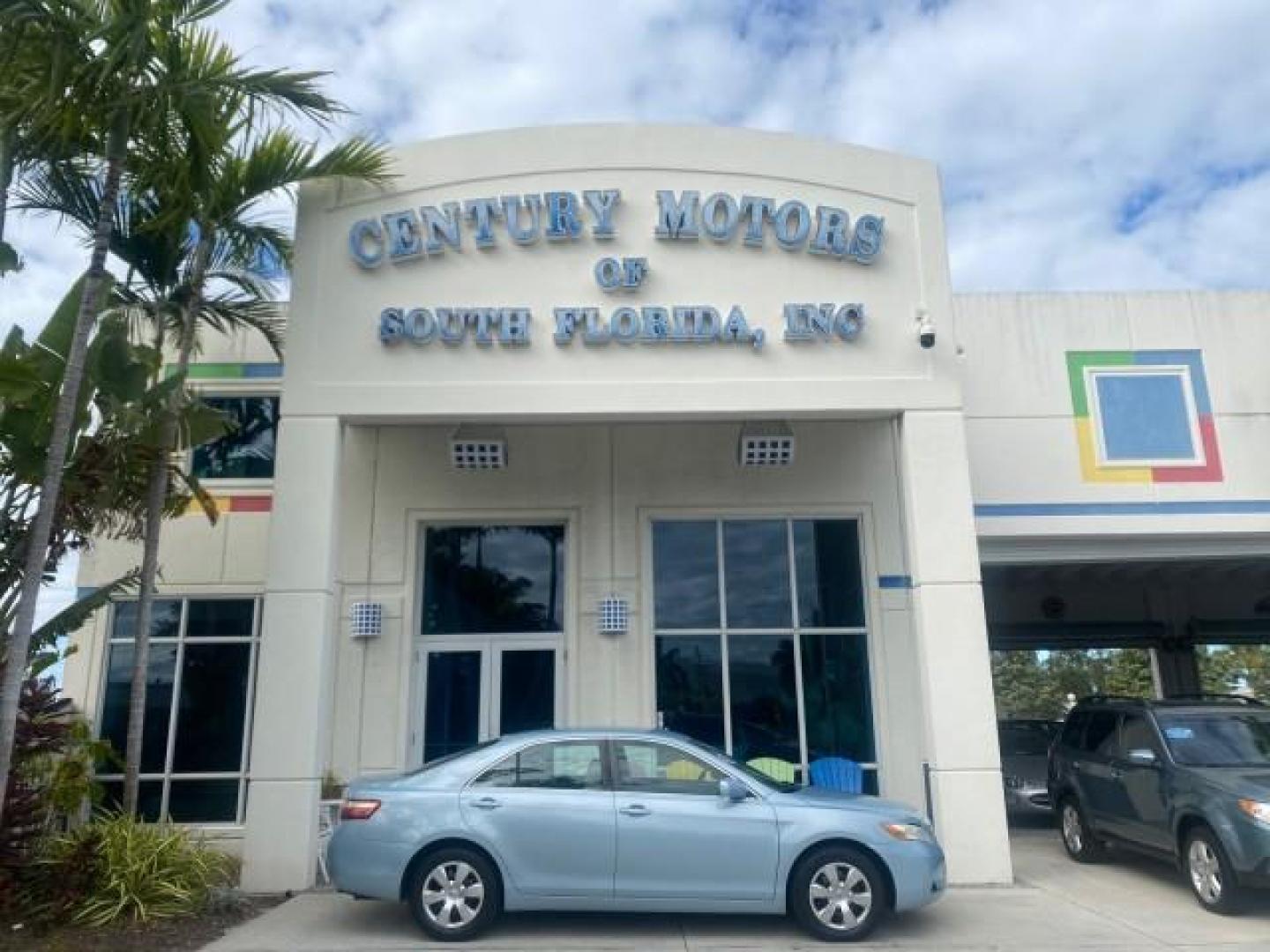2008 Sky Blue Pearl /Ash Toyota Camry LE LOW MILES 63,391 1 OWNER (4T1BE46K38U) with an 2.4L DOHC MPFI VVT-i 16-Valve 4-Cyl Engine engine, Automatic transmission, located at 4701 North Dixie Hwy, Pompano Beach, FL, 33064, (954) 422-2889, 26.240938, -80.123474 - OUR WEBPAGE FLORIDACARS1.COM HAS OVER 100 PHOTOS AND FREE CARFAX LINK 2008 TOYOTA CAMRY LE VERY DEPENDABLE CAR WITH LOW MAINTENACE VIN: 4T1BE46K38U780019 4 T 1 B E 4 6 K 3 8 U 7 8 0 0 1 9 SEDAN 4 DR 2.4L I4 F DOHC 16V GASOLINE 31 MPG FRONT WHEEL DRIVE Features ABS Brakes Air Conditioning AM/FM Stere - Photo#0