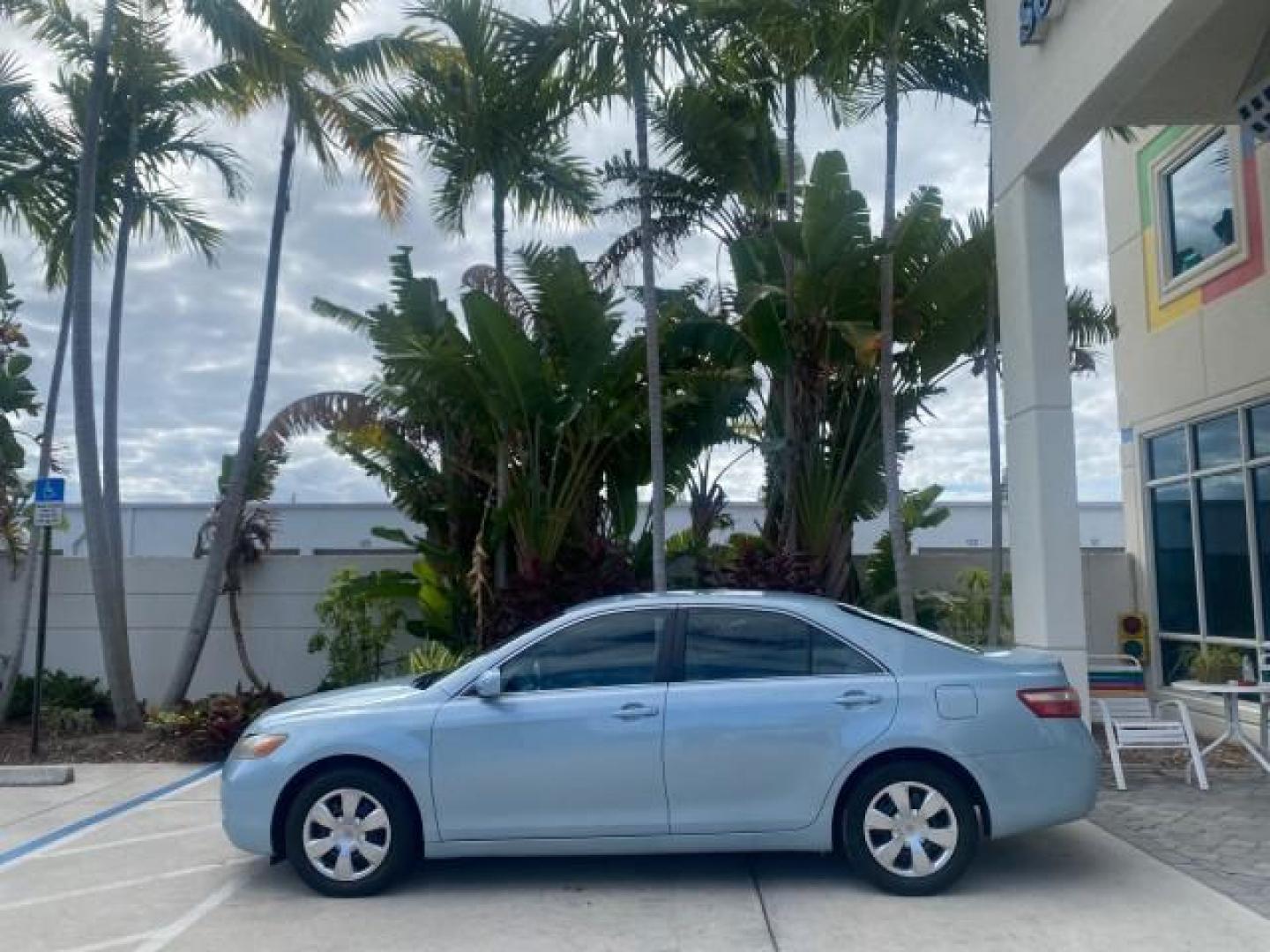 2008 Sky Blue Pearl /Ash Toyota Camry LE LOW MILES 63,391 1 OWNER (4T1BE46K38U) with an 2.4L DOHC MPFI VVT-i 16-Valve 4-Cyl Engine engine, Automatic transmission, located at 4701 North Dixie Hwy, Pompano Beach, FL, 33064, (954) 422-2889, 26.240938, -80.123474 - OUR WEBPAGE FLORIDACARS1.COM HAS OVER 100 PHOTOS AND FREE CARFAX LINK 2008 TOYOTA CAMRY LE VERY DEPENDABLE CAR WITH LOW MAINTENACE VIN: 4T1BE46K38U780019 4 T 1 B E 4 6 K 3 8 U 7 8 0 0 1 9 SEDAN 4 DR 2.4L I4 F DOHC 16V GASOLINE 31 MPG FRONT WHEEL DRIVE Features ABS Brakes Air Conditioning AM/FM Stere - Photo#31