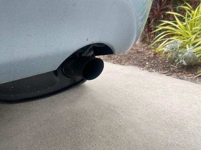 2008 Sky Blue Pearl /Ash Toyota Camry LE LOW MILES 63,391 1 OWNER (4T1BE46K38U) with an 2.4L DOHC MPFI VVT-i 16-Valve 4-Cyl Engine engine, Automatic transmission, located at 4701 North Dixie Hwy, Pompano Beach, FL, 33064, (954) 422-2889, 26.240938, -80.123474 - OUR WEBPAGE FLORIDACARS1.COM HAS OVER 100 PHOTOS AND FREE CARFAX LINK 2008 TOYOTA CAMRY LE VERY DEPENDABLE CAR WITH LOW MAINTENACE VIN: 4T1BE46K38U780019 4 T 1 B E 4 6 K 3 8 U 7 8 0 0 1 9 SEDAN 4 DR 2.4L I4 F DOHC 16V GASOLINE 31 MPG FRONT WHEEL DRIVE Features ABS Brakes Air Conditioning AM/FM Stere - Photo#94