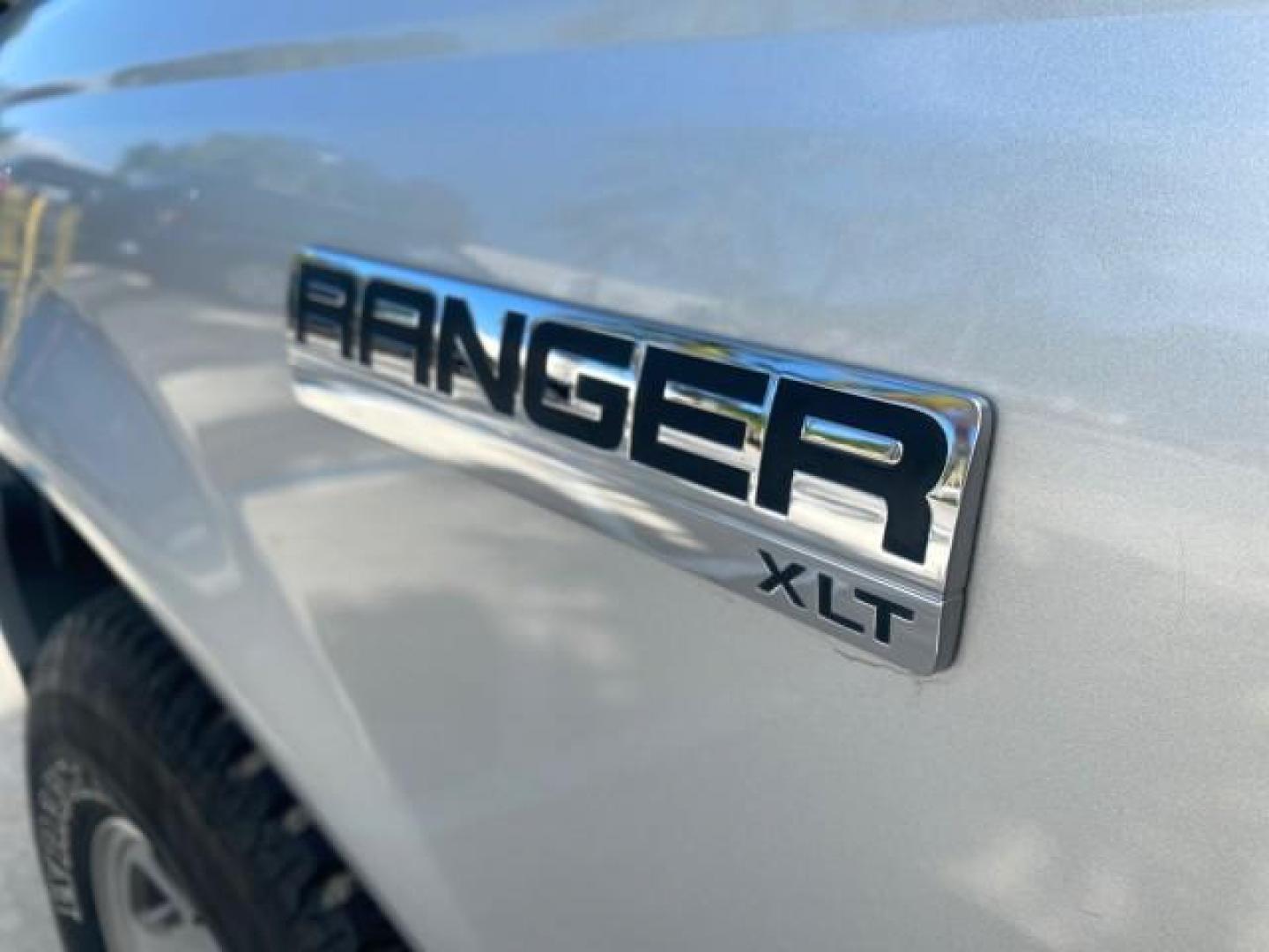 2011 Silver Metallic /Medium Dark Flint Ford Ranger XLT LOW MILES 69,782 4WD (1FTLR4FEXBP) with an 4.0L SOHC V6 Engine engine, Automatic transmission, located at 4701 North Dixie Hwy, Pompano Beach, FL, 33064, (954) 422-2889, 26.240938, -80.123474 - OUR WEBPAGE FLORIDACARS1.COM HAS OVER 100 PHOTOS AND FREE CARFAX LINK 2011 FORD RANGER XLT 4 DOOR 4 WHEEL DRIVE LEER CAMPER TOP FIBER GLASS ICE COLD A/C VIN: 1FTLR4FEXBPA23552 1 F T L R 4 F E X B P A 2 3 5 5 2 4 DOOR EXTENDED CAB PICKUP 4.0L V6 F SOHC 16V GASOLINE 19 MPG REAR WHEEL DRIVE W/ 4X4 Feat - Photo#43