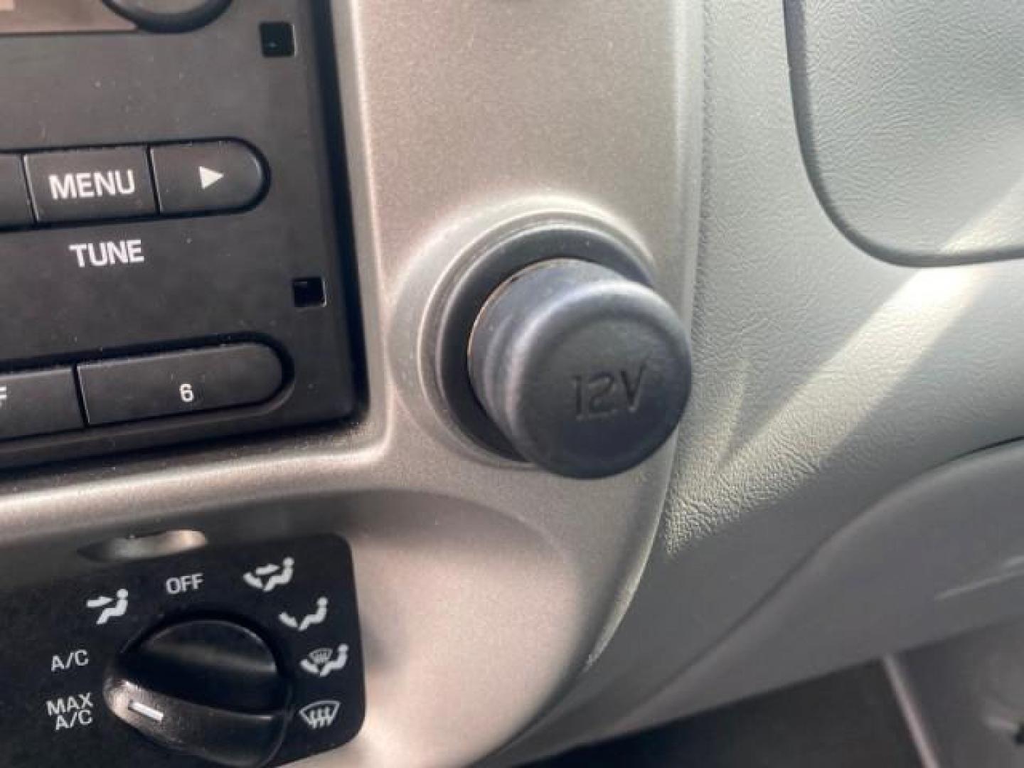 2011 Silver Metallic /Medium Dark Flint Ford Ranger XLT LOW MILES 69,782 4WD (1FTLR4FEXBP) with an 4.0L SOHC V6 Engine engine, Automatic transmission, located at 4701 North Dixie Hwy, Pompano Beach, FL, 33064, (954) 422-2889, 26.240938, -80.123474 - OUR WEBPAGE FLORIDACARS1.COM HAS OVER 100 PHOTOS AND FREE CARFAX LINK 2011 FORD RANGER XLT 4 DOOR 4 WHEEL DRIVE LEER CAMPER TOP FIBER GLASS ICE COLD A/C VIN: 1FTLR4FEXBPA23552 1 F T L R 4 F E X B P A 2 3 5 5 2 4 DOOR EXTENDED CAB PICKUP 4.0L V6 F SOHC 16V GASOLINE 19 MPG REAR WHEEL DRIVE W/ 4X4 Feat - Photo#64