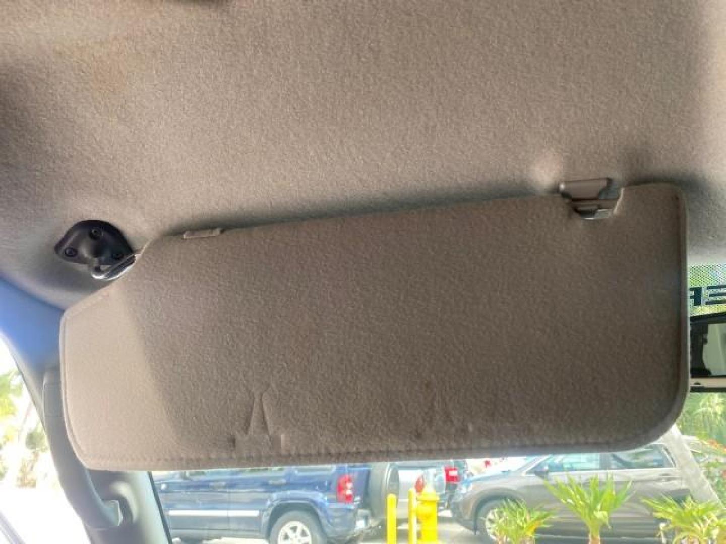 2011 Silver Metallic /Medium Dark Flint Ford Ranger XLT LOW MILES 69,782 4WD (1FTLR4FEXBP) with an 4.0L SOHC V6 Engine engine, Automatic transmission, located at 4701 North Dixie Hwy, Pompano Beach, FL, 33064, (954) 422-2889, 26.240938, -80.123474 - OUR WEBPAGE FLORIDACARS1.COM HAS OVER 100 PHOTOS AND FREE CARFAX LINK 2011 FORD RANGER XLT 4 DOOR 4 WHEEL DRIVE LEER CAMPER TOP FIBER GLASS ICE COLD A/C VIN: 1FTLR4FEXBPA23552 1 F T L R 4 F E X B P A 2 3 5 5 2 4 DOOR EXTENDED CAB PICKUP 4.0L V6 F SOHC 16V GASOLINE 19 MPG REAR WHEEL DRIVE W/ 4X4 Feat - Photo#70